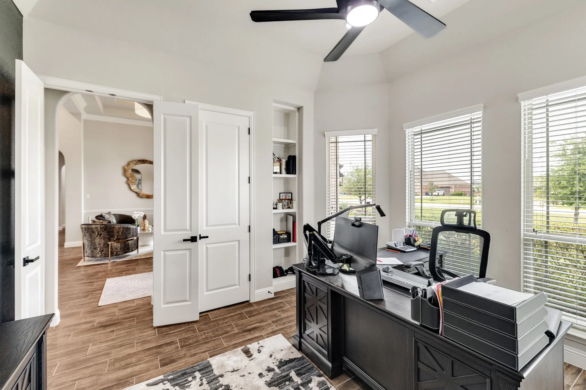 Single Family Residence For Sale in Denton County , 1449 Flanagan Farm Drive, Northlake, Texas 76226, 4 Bedroom, 5 Bathroom, 3 Garage spaces, 3,641 Sqft, built in 2017, Preowned, mls#21243319, Real Estate Agent in Northlake, Homes For Sale in Denton county, Homes For Sale in Northlake, Realtor in Northlake Texas, Real Estate Brokerage Independent Realty Texas, Luminita Cordes Realtor