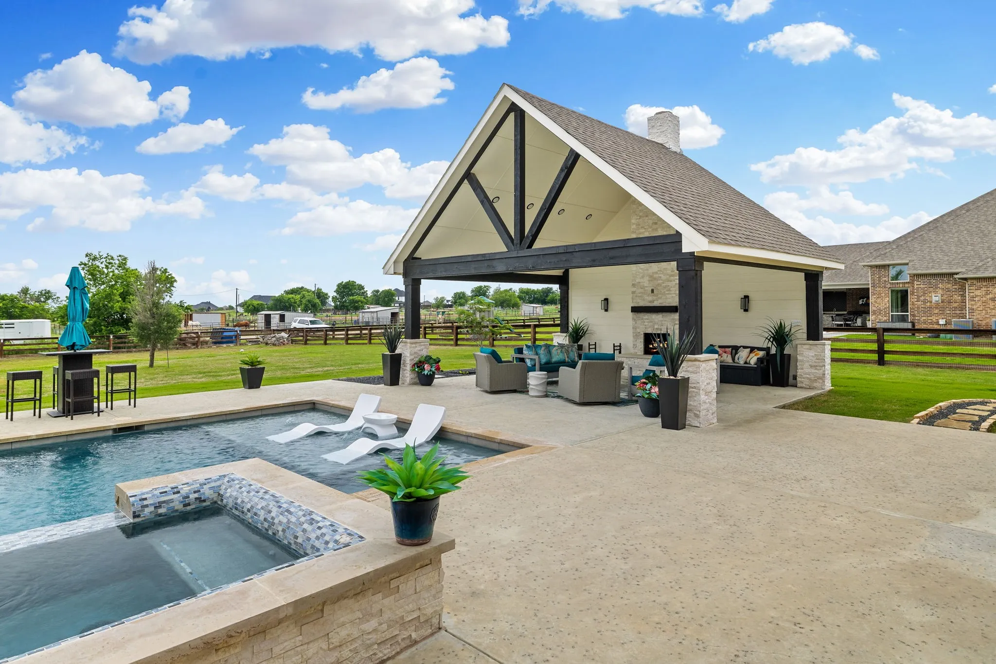 Single Family Residence For Sale in Denton County , 1449 Flanagan Farm Drive, Northlake, Texas 76226, 4 Bedroom, 5 Bathroom, 3 Garage spaces, 3,641 Sqft, built in 2017, Preowned, mls#21243319, Real Estate Agent in Northlake, Homes For Sale in Denton county, Homes For Sale in Northlake, Realtor in Northlake Texas, Real Estate Brokerage Independent Realty Texas, Luminita Cordes Realtor