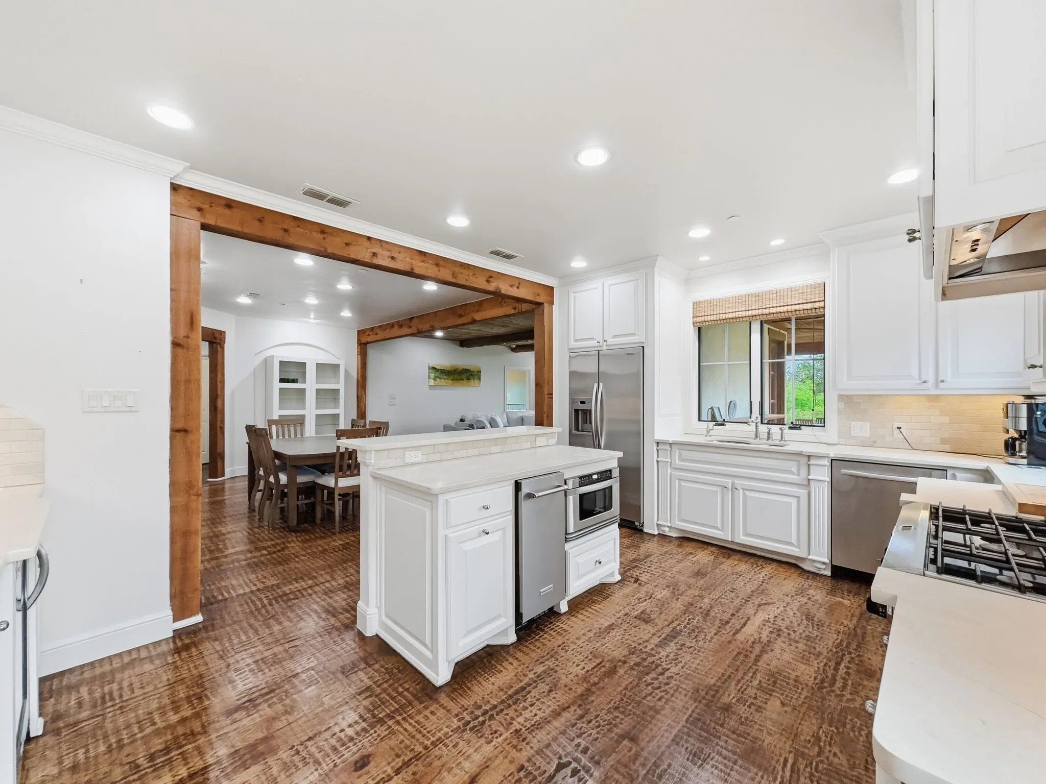 Condominium For Sale in Palo Pinto County , 2033 Harbor Way 104, Graford, Texas 76449, 3 Bedroom, 3 Bathroom, 1 Garage spaces, 2,088 Sqft, built in 2008, Preowned, mls#21242020, Real Estate Agent in Graford, Homes For Sale in Palo Pinto county, Homes For Sale in Graford, Realtor in Graford Texas, Real Estate Brokerage Independent Realty Texas, Luminita Cordes Realtor