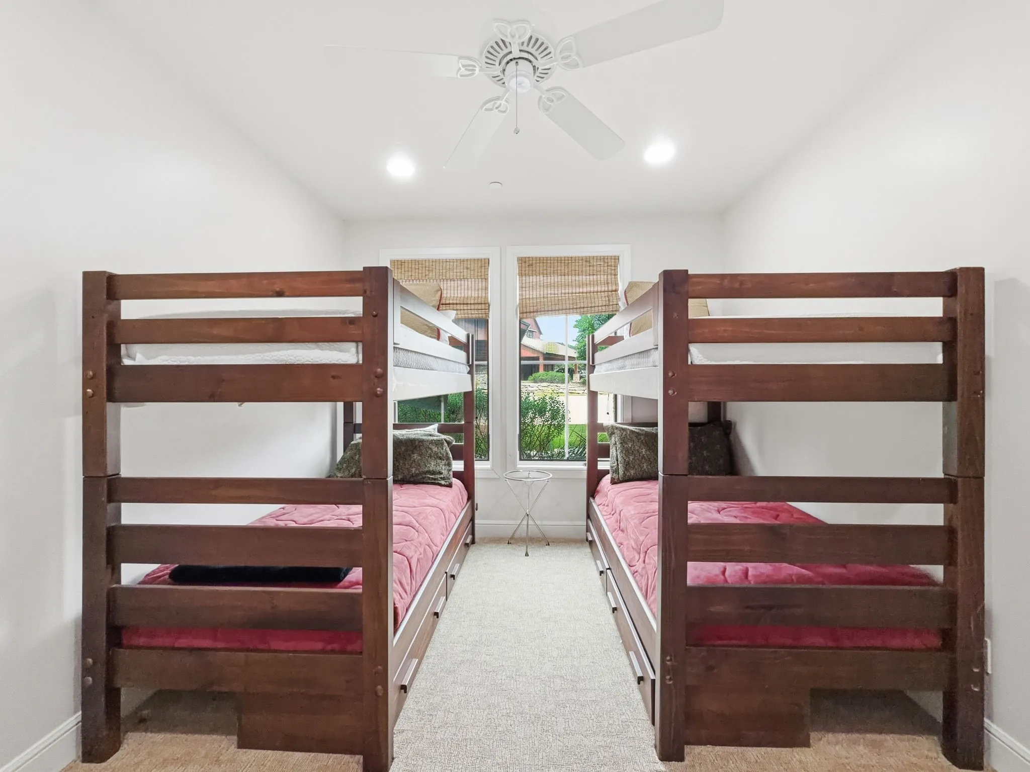 Condominium For Sale in Palo Pinto County , 2033 Harbor Way 104, Graford, Texas 76449, 3 Bedroom, 3 Bathroom, 1 Garage spaces, 2,088 Sqft, built in 2008, Preowned, mls#21242020, Real Estate Agent in Graford, Homes For Sale in Palo Pinto county, Homes For Sale in Graford, Realtor in Graford Texas, Real Estate Brokerage Independent Realty Texas, Luminita Cordes Realtor
