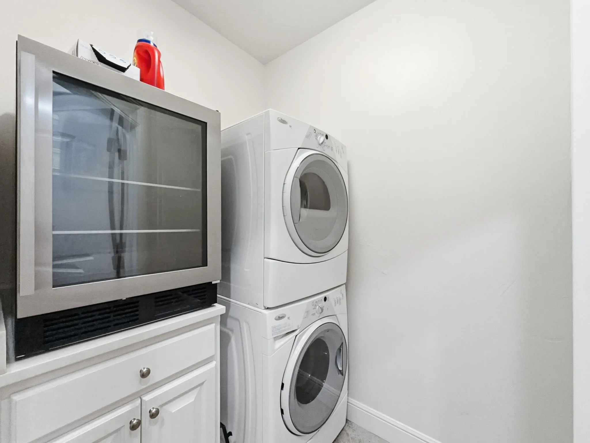 Condominium For Sale in Palo Pinto County , 2033 Harbor Way 104, Graford, Texas 76449, 3 Bedroom, 3 Bathroom, 1 Garage spaces, 2,088 Sqft, built in 2008, Preowned, mls#21242020, Real Estate Agent in Graford, Homes For Sale in Palo Pinto county, Homes For Sale in Graford, Realtor in Graford Texas, Real Estate Brokerage Independent Realty Texas, Luminita Cordes Realtor