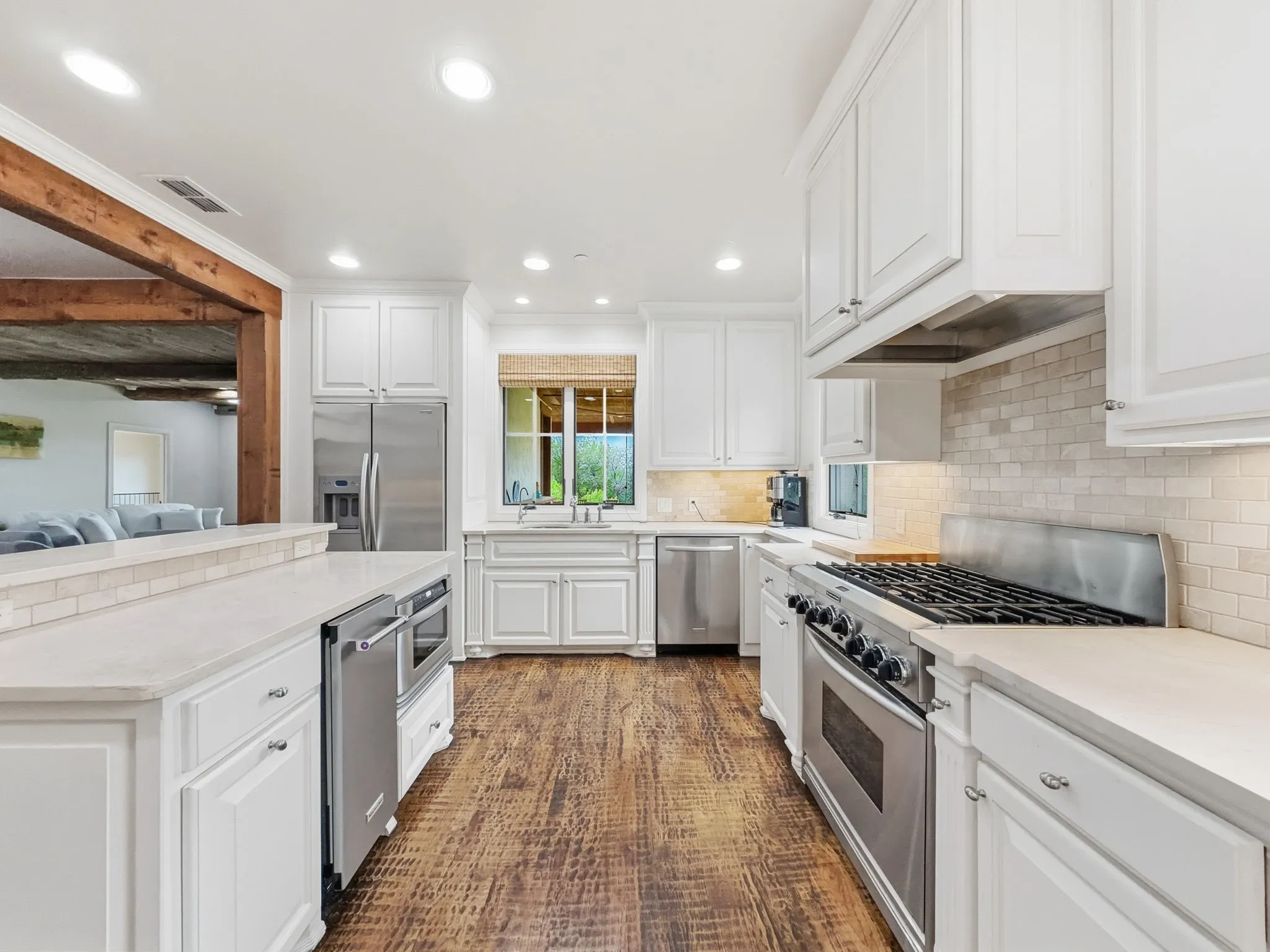 Condominium For Sale in Palo Pinto County , 2033 Harbor Way 104, Graford, Texas 76449, 3 Bedroom, 3 Bathroom, 1 Garage spaces, 2,088 Sqft, built in 2008, Preowned, mls#21242020, Real Estate Agent in Graford, Homes For Sale in Palo Pinto county, Homes For Sale in Graford, Realtor in Graford Texas, Real Estate Brokerage Independent Realty Texas, Luminita Cordes Realtor