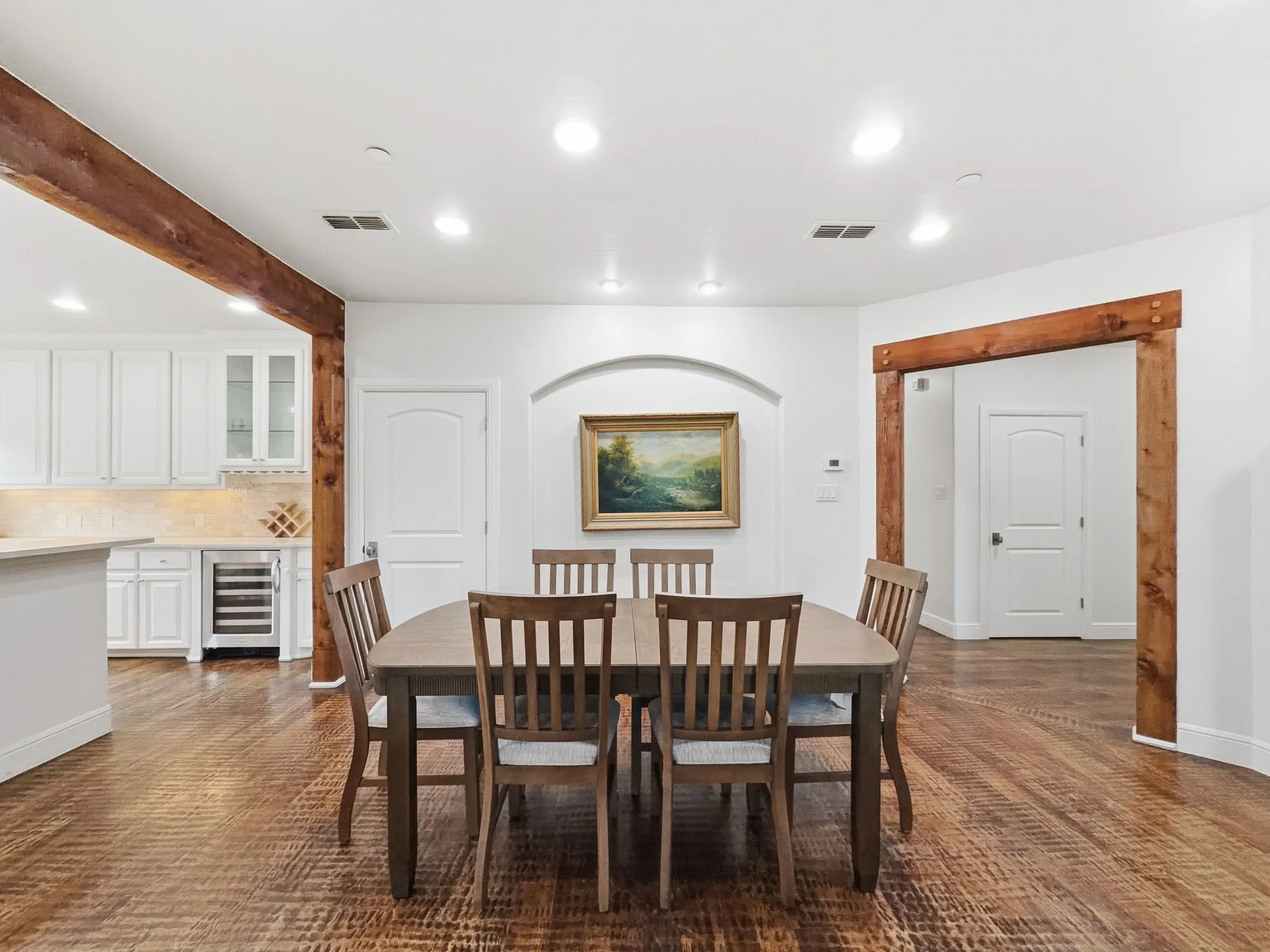 Condominium For Sale in Palo Pinto County , 2033 Harbor Way 104, Graford, Texas 76449, 3 Bedroom, 3 Bathroom, 1 Garage spaces, 2,088 Sqft, built in 2008, Preowned, mls#21242020, Real Estate Agent in Graford, Homes For Sale in Palo Pinto county, Homes For Sale in Graford, Realtor in Graford Texas, Real Estate Brokerage Independent Realty Texas, Luminita Cordes Realtor