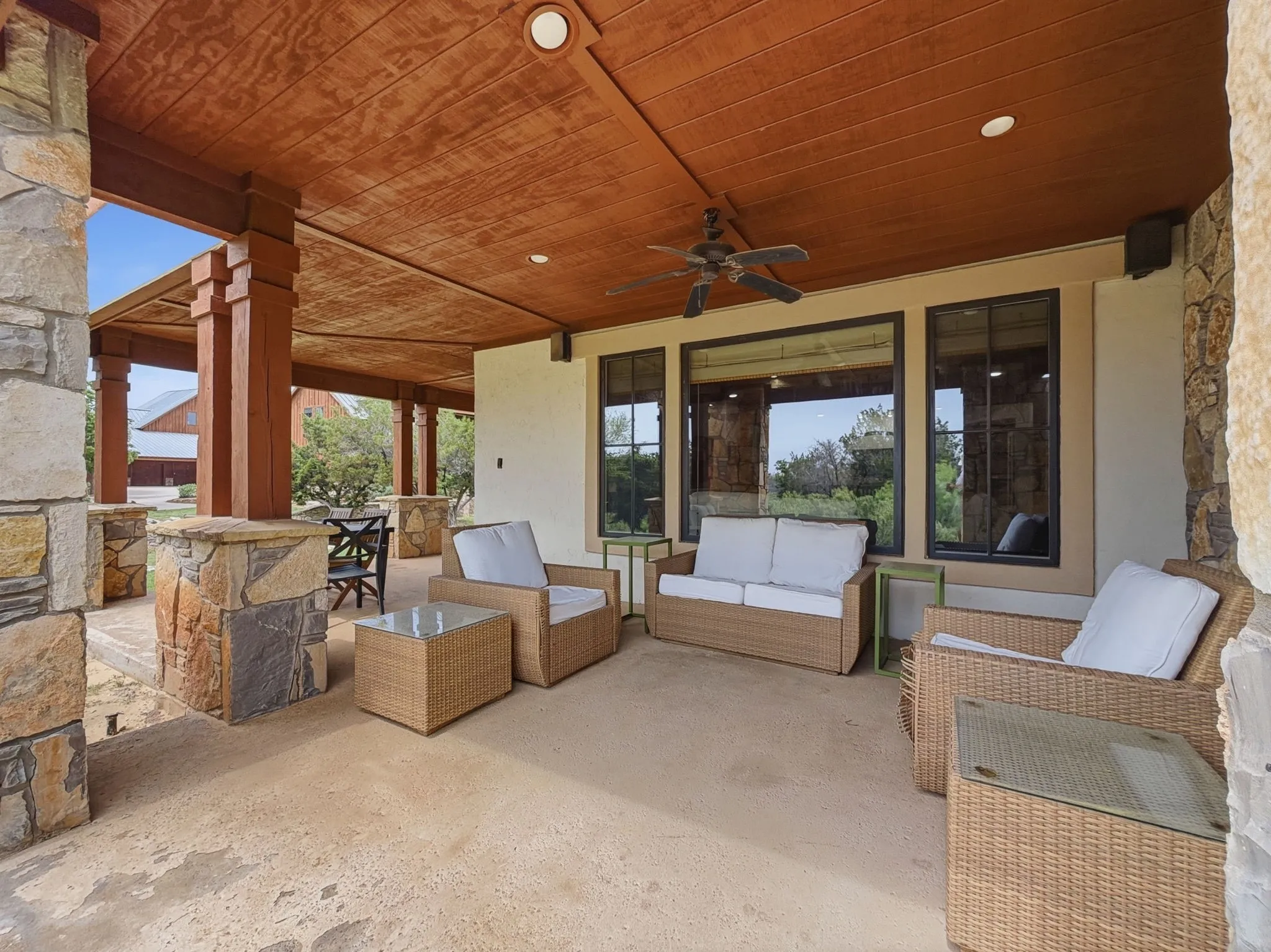 Condominium For Sale in Palo Pinto County , 2033 Harbor Way 104, Graford, Texas 76449, 3 Bedroom, 3 Bathroom, 1 Garage spaces, 2,088 Sqft, built in 2008, Preowned, mls#21242020, Real Estate Agent in Graford, Homes For Sale in Palo Pinto county, Homes For Sale in Graford, Realtor in Graford Texas, Real Estate Brokerage Independent Realty Texas, Luminita Cordes Realtor