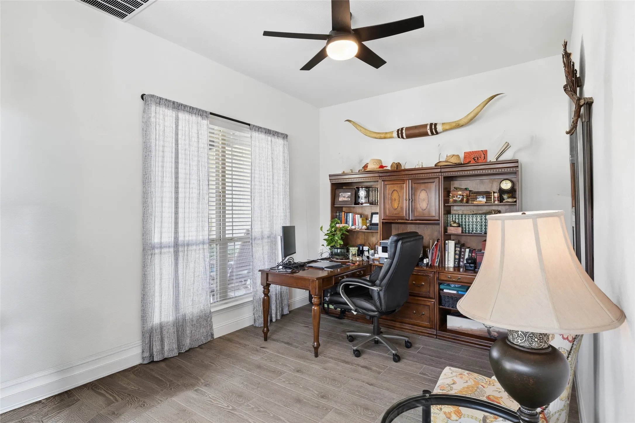 Single Family Residence For Sale in Tarrant County , 9156 Rock Nettle Drive, Fort Worth, Texas 76131, 4 Bedroom, 3 Bathroom, 2 Garage spaces, 2,371 Sqft, built in 2024, mls#21242577, Real Estate Agent in Fort Worth, Homes For Sale in Tarrant county, Homes For Sale in Fort Worth, Realtor in Fort Worth Texas, Real Estate Brokerage Independent Realty Texas, Luminita Cordes Realtor