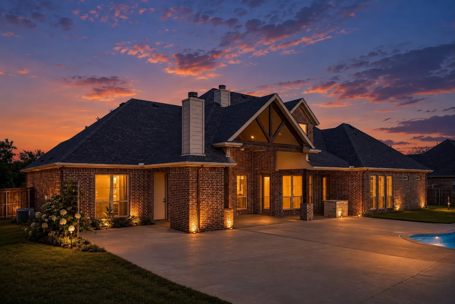 Single Family Residence For Sale in Ellis County , 6411 Caliche Circle, Midlothian, Texas 76065, 4 Bedroom, 4 Bathroom, 3 Garage spaces, 3,278 Sqft, built in 2017, mls#21228545, Real Estate Agent in Midlothian, Homes For Sale in Ellis county, Homes For Sale in Midlothian, Realtor in Midlothian Texas, Real Estate Brokerage Independent Realty Texas, Luminita Cordes Realtor