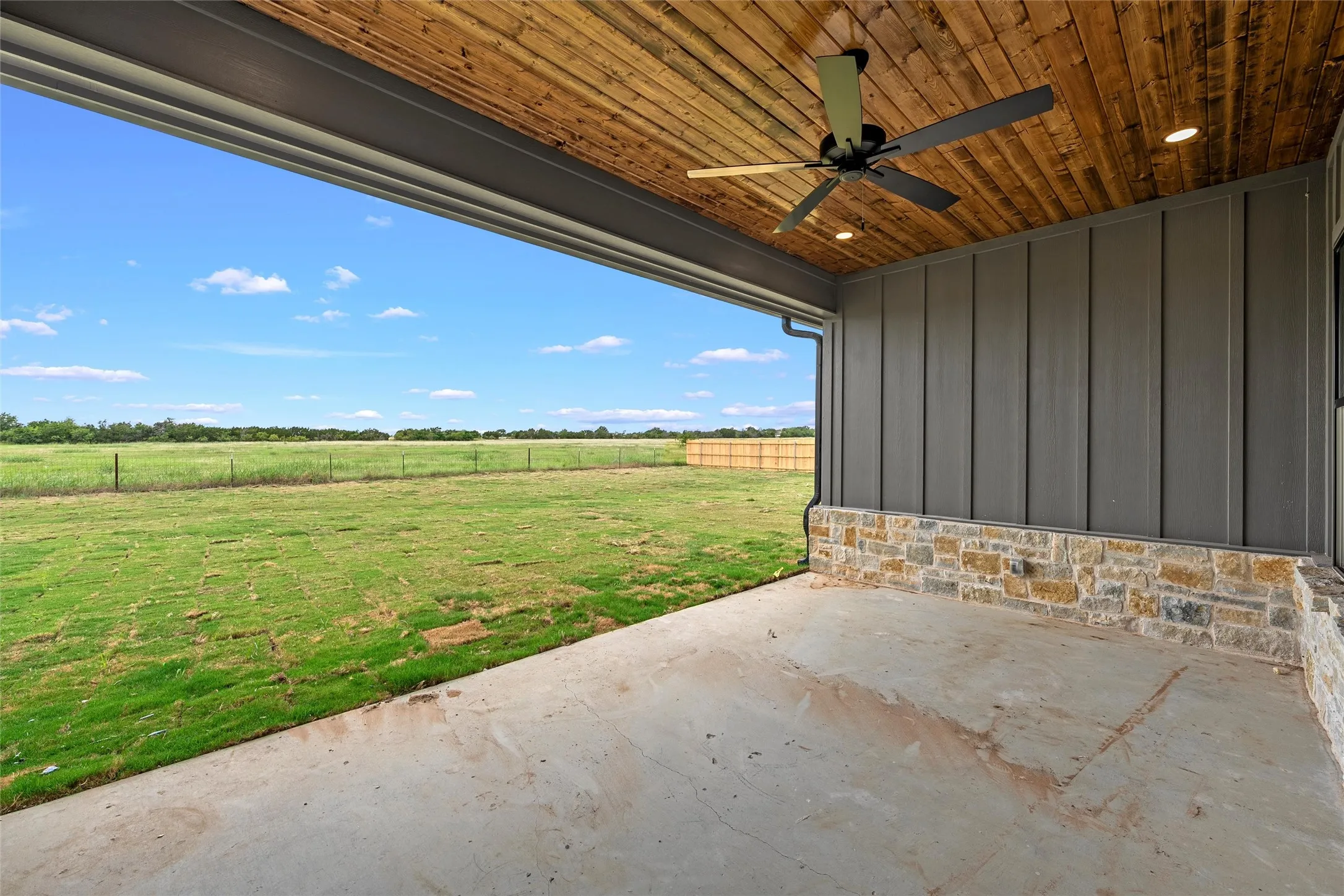 Single Family Residence For Sale in Mc Lennan County , 407 Lacek Mill Road, China Spring, Texas 76633, 4 Bedroom, 3 Bathroom, 2 Garage spaces, 2,354 Sqft, built in 2026, New Construction - Complete, mls#21242505, Real Estate Agent in China Spring, Homes For Sale in Mc Lennan county, Homes For Sale in China Spring, Realtor in China Spring Texas, Real Estate Brokerage Independent Realty Texas, Luminita Cordes Realtor
