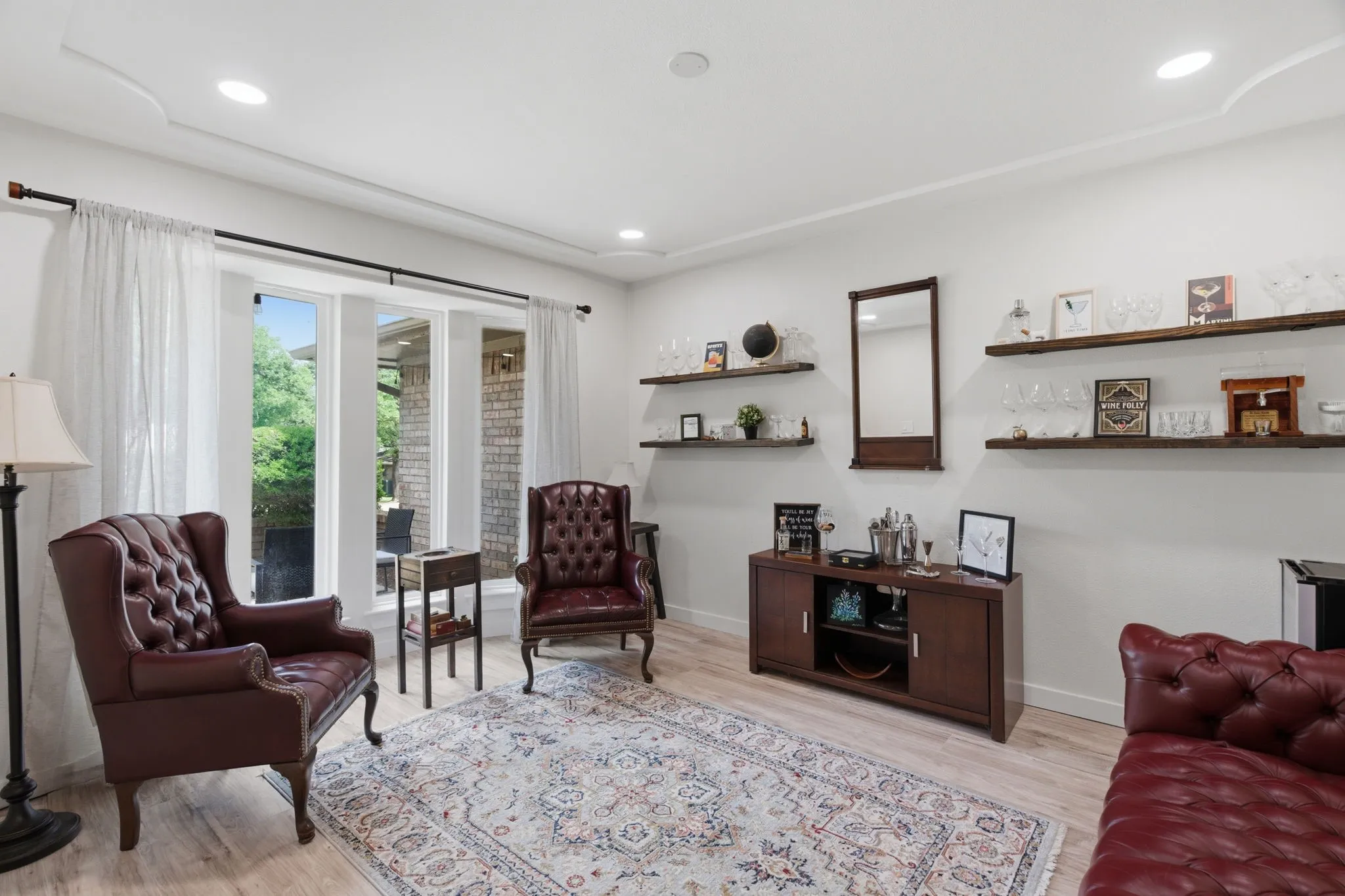 Single Family Residence For Sale in Tarrant County , 5718 Overridge Drive, Arlington, Texas 76017, 3 Bedroom, 2 Bathroom, 2 Garage spaces, 1,796 Sqft, built in 1977, Preowned, Price $374,900, mls#21237766, Real Estate Agent in Arlington, Homes For Sale in Tarrant county, Homes For Sale in Arlington, Realtor in Arlington Texas, Real Estate Brokerage Independent Realty Texas, Luminita Cordes Realtor