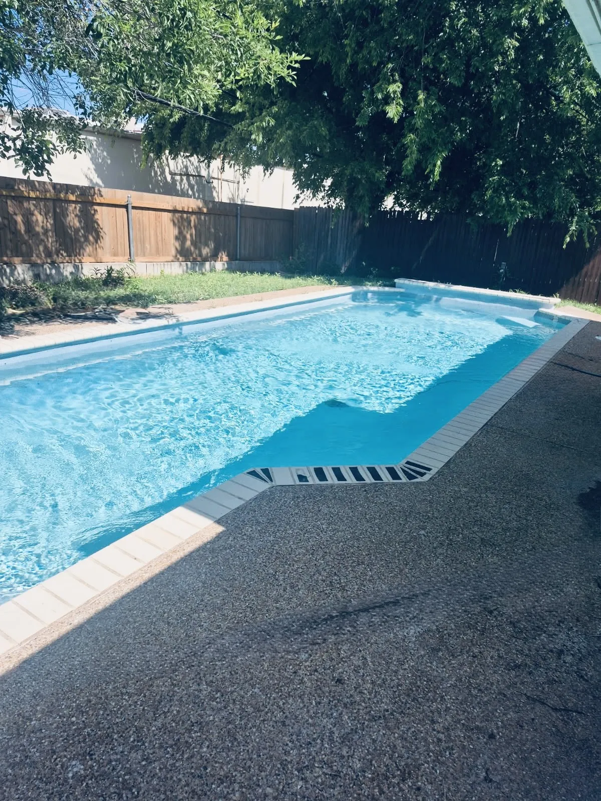 Single Family Residence For Rent in Denton County , 1902 ASPEN Drive, Lewisville, Texas 75077, 3 Bedrooms, 2 Bathrooms, 2 Garage spaces, 1,795 Sqft, built in 1978, Preowned, Price $2,400, mls#21230383, Real Estate Agent in Lewisville, Homes For Rent in Denton county, Homes For Rent in Lewisville, Realtor in Lewisville Texas, Real Estate Brokerage Independent Realty Texas, Luminita Cordes Realtor