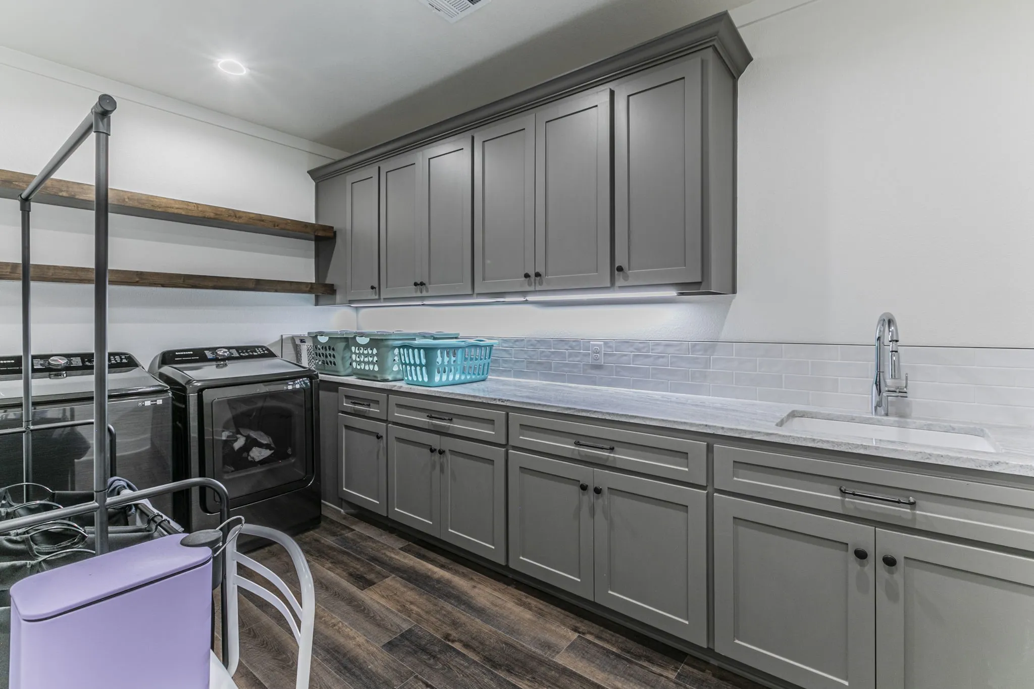 Single Family Residence For Sale in Mc Lennan County , 289 E Bell Road, Waco, Texas 76705, 4 Bedroom, 3 Bathroom, 2 Garage spaces, 2,928 Sqft, built in 2021, mls#21241825, Real Estate Agent in Waco, Homes For Sale in Mc Lennan county, Homes For Sale in Waco, Realtor in Waco Texas, Real Estate Brokerage Independent Realty Texas, Luminita Cordes Realtor
