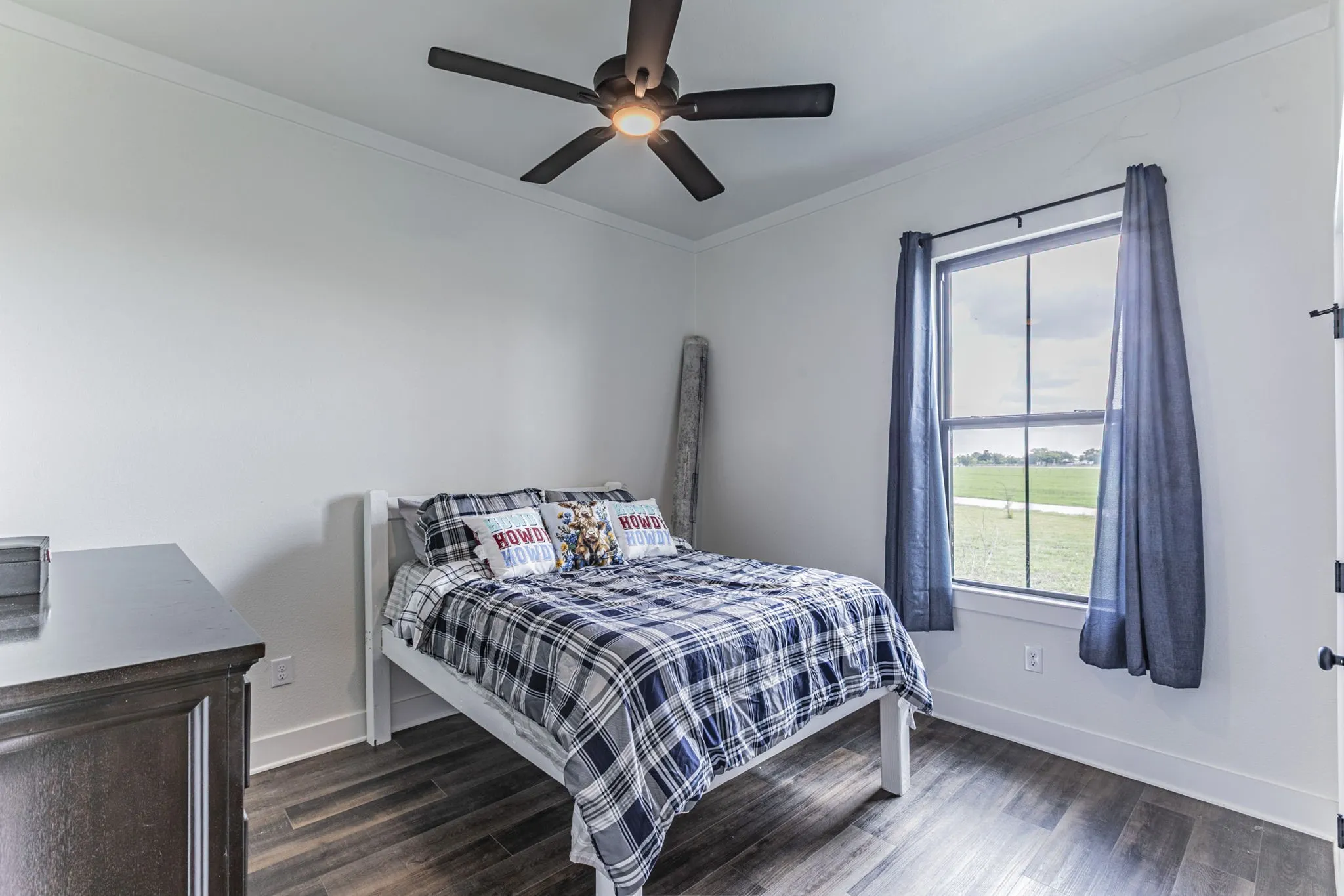 Single Family Residence For Sale in Mc Lennan County , 289 E Bell Road, Waco, Texas 76705, 4 Bedroom, 3 Bathroom, 2 Garage spaces, 2,928 Sqft, built in 2021, mls#21241825, Real Estate Agent in Waco, Homes For Sale in Mc Lennan county, Homes For Sale in Waco, Realtor in Waco Texas, Real Estate Brokerage Independent Realty Texas, Luminita Cordes Realtor