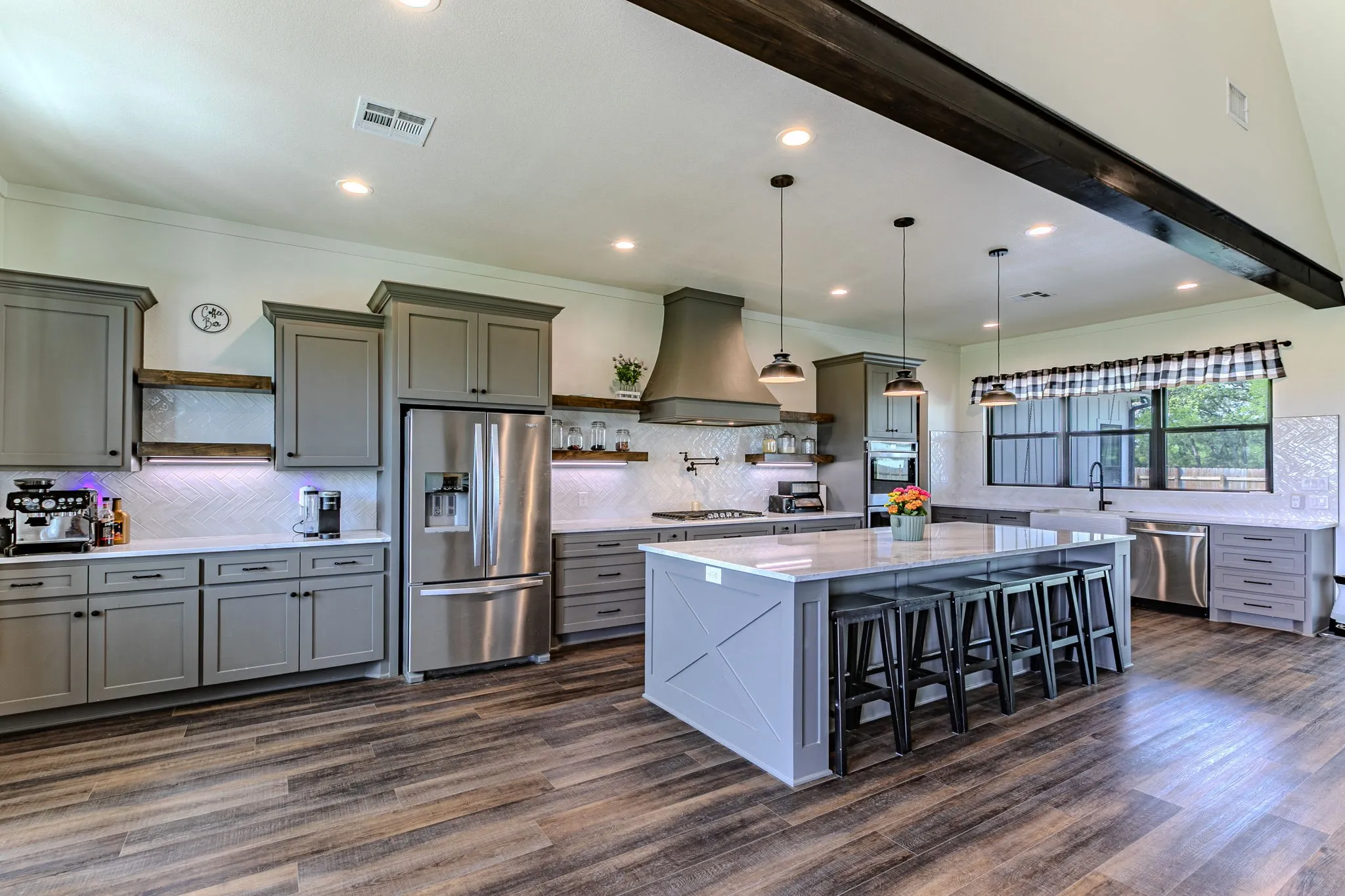 Single Family Residence For Sale in Mc Lennan County , 289 E Bell Road, Waco, Texas 76705, 4 Bedroom, 3 Bathroom, 2 Garage spaces, 2,928 Sqft, built in 2021, mls#21241825, Real Estate Agent in Waco, Homes For Sale in Mc Lennan county, Homes For Sale in Waco, Realtor in Waco Texas, Real Estate Brokerage Independent Realty Texas, Luminita Cordes Realtor