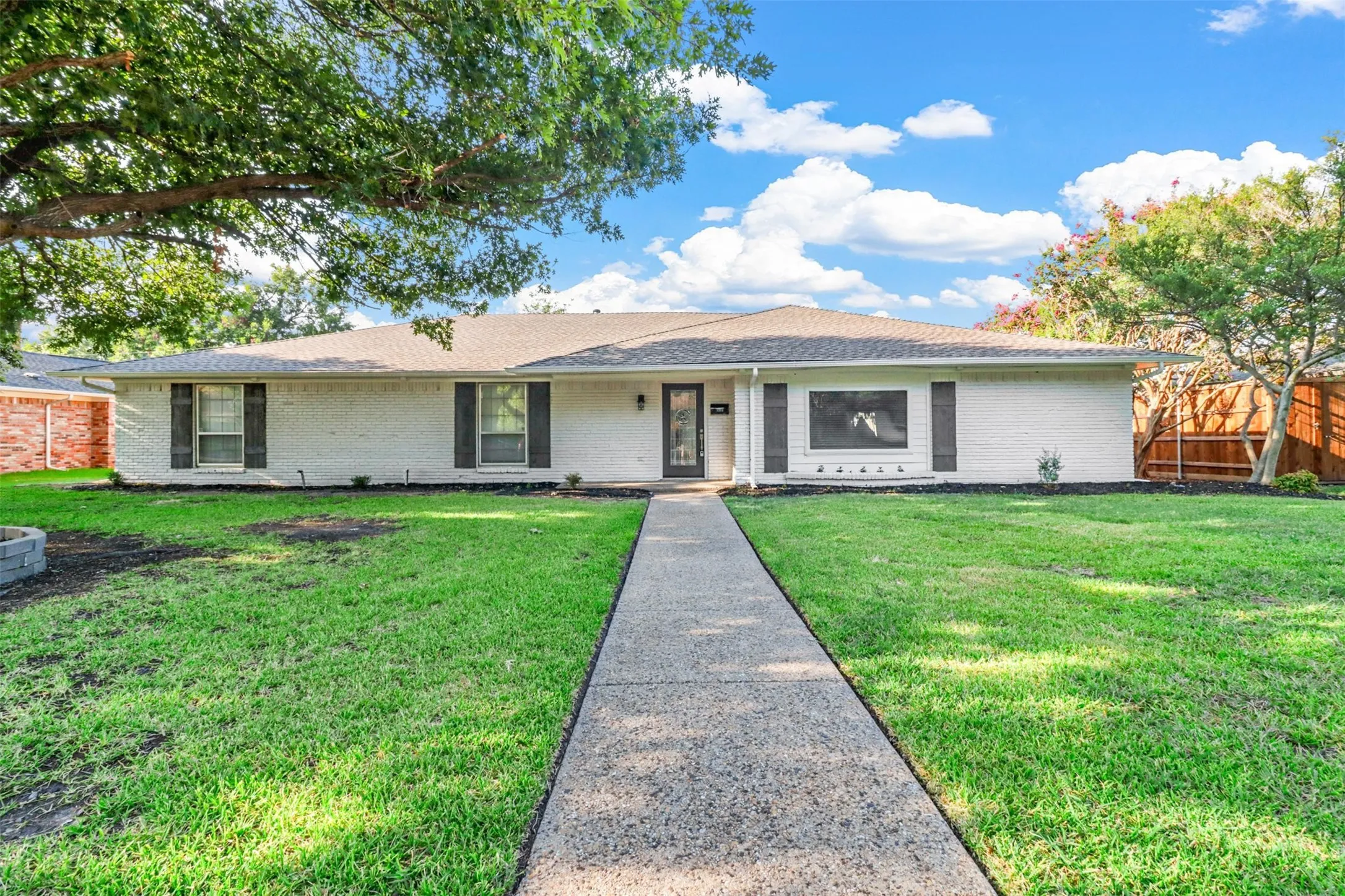 Single Family Residence For Rent in Dallas County , 3212 Altman Drive, Dallas, Texas 75229, 4 Bedroom, 3 Bathroom, 2 Garage spaces, 2,619 Sqft, built in 1968, mls#21243538, Real Estate Agent in Dallas, Homes For Rent in Dallas county, Homes For Rent in Dallas, Realtor in Dallas Texas, Real Estate Brokerage Independent Realty Texas, Luminita Cordes Realtor