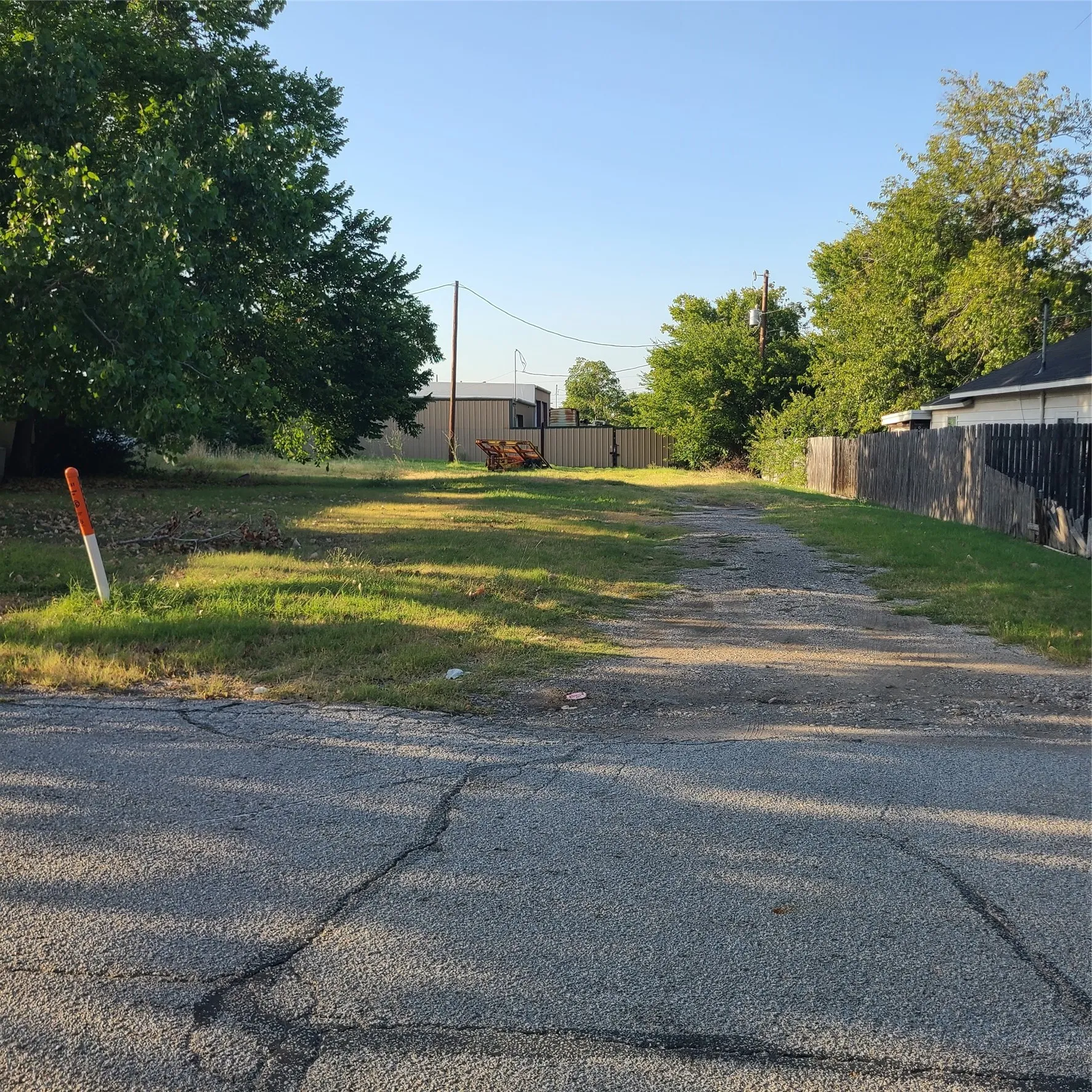2nd picture showing additional parking