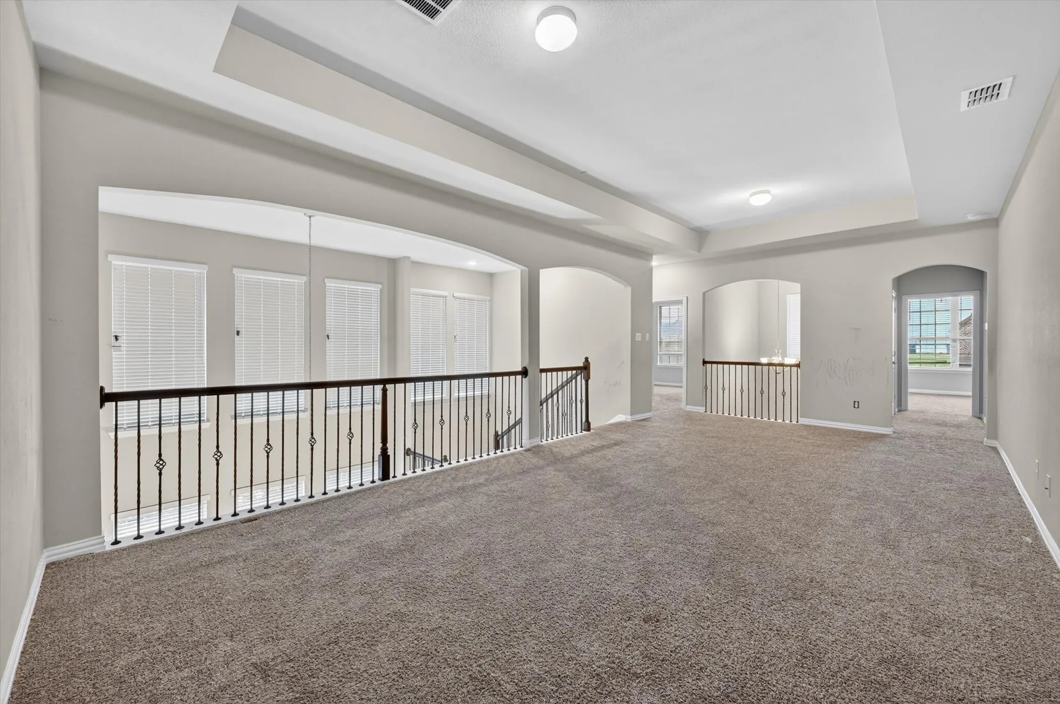 Single Family Residence For Sale in Ellis County , 1906 Gristmill Drive, Mansfield, Texas 76063, 4 Bedroom, 4 Bathroom, 3 Garage spaces, 3,147 Sqft, built in 2021, Preowned, mls#21243447, Real Estate Agent in Mansfield, Homes For Sale in Ellis county, Homes For Sale in Mansfield, Realtor in Mansfield Texas, Real Estate Brokerage Independent Realty Texas, Luminita Cordes Realtor
