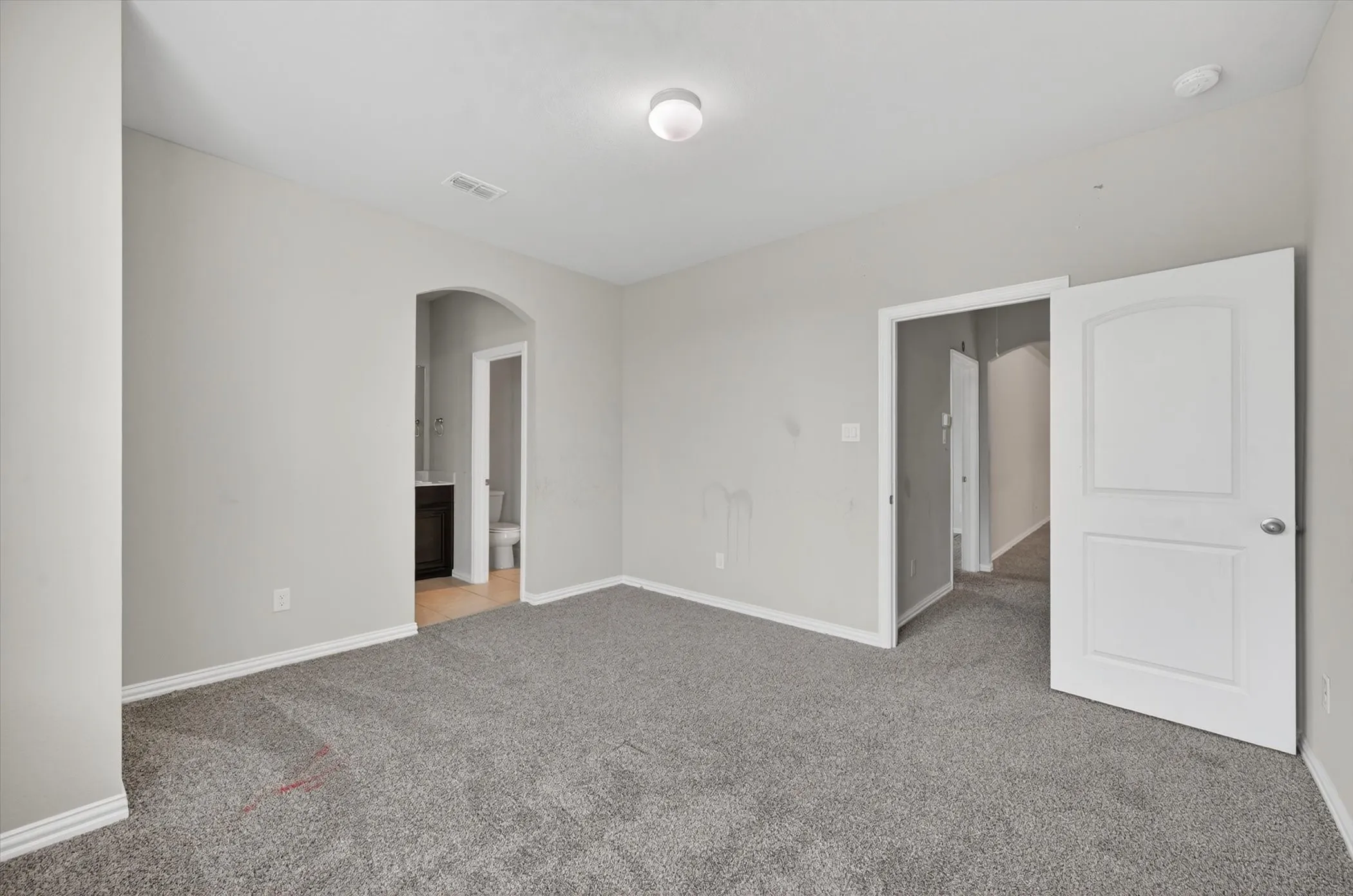 Single Family Residence For Sale in Ellis County , 1906 Gristmill Drive, Mansfield, Texas 76063, 4 Bedroom, 4 Bathroom, 3 Garage spaces, 3,147 Sqft, built in 2021, Preowned, mls#21243447, Real Estate Agent in Mansfield, Homes For Sale in Ellis county, Homes For Sale in Mansfield, Realtor in Mansfield Texas, Real Estate Brokerage Independent Realty Texas, Luminita Cordes Realtor