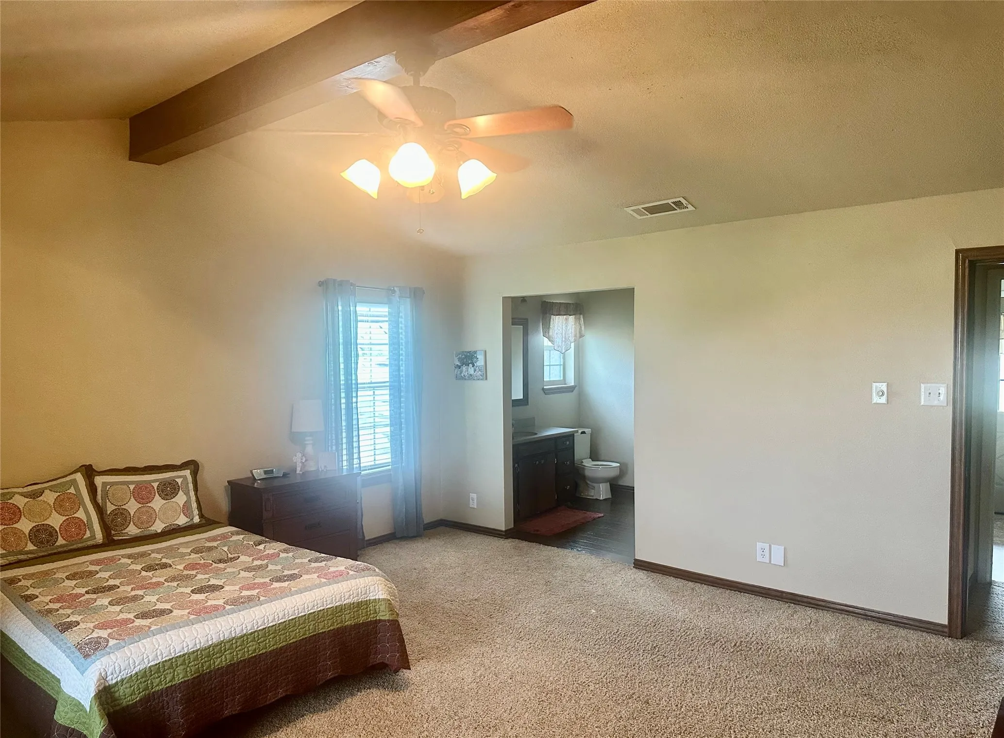 Single Family Residence For Sale in Taylor County , 4142 Hwy 83, Tuscola, Texas 79562, 3 Bedrooms, 2 Bathrooms, 2 Garage spaces, 1,904 Sqft, built in 1982, Price $699,000, mls#21243590, Real Estate Agent in Tuscola, Homes For Sale in Taylor county, Homes For Sale in Tuscola, Realtor in Tuscola Texas, Real Estate Brokerage Independent Realty Texas, Luminita Cordes Realtor