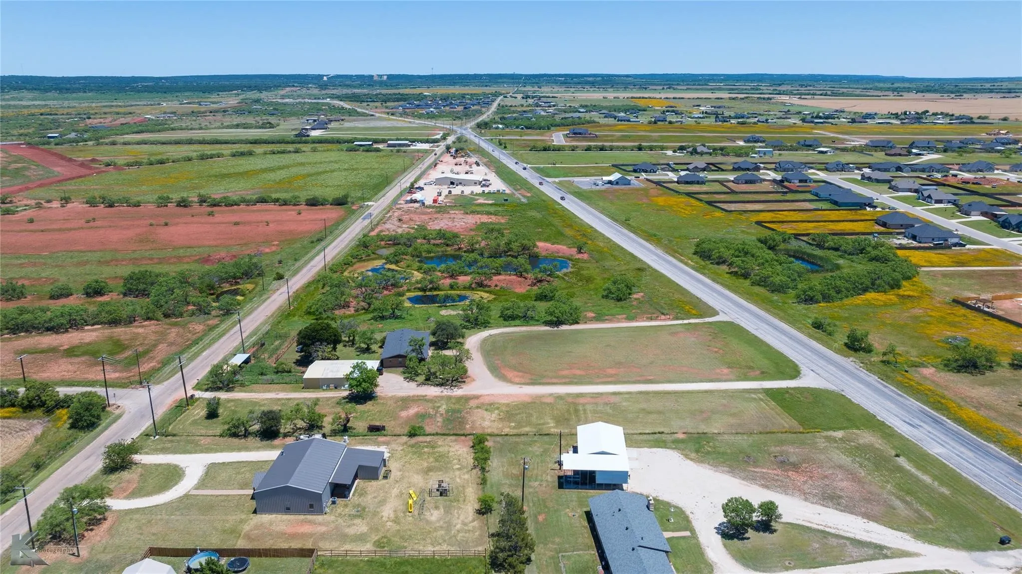 Single Family Residence For Sale in Taylor County , 4142 Hwy 83, Tuscola, Texas 79562, 3 Bedrooms, 2 Bathrooms, 2 Garage spaces, 1,904 Sqft, built in 1982, Price $699,000, mls#21243590, Real Estate Agent in Tuscola, Homes For Sale in Taylor county, Homes For Sale in Tuscola, Realtor in Tuscola Texas, Real Estate Brokerage Independent Realty Texas, Luminita Cordes Realtor