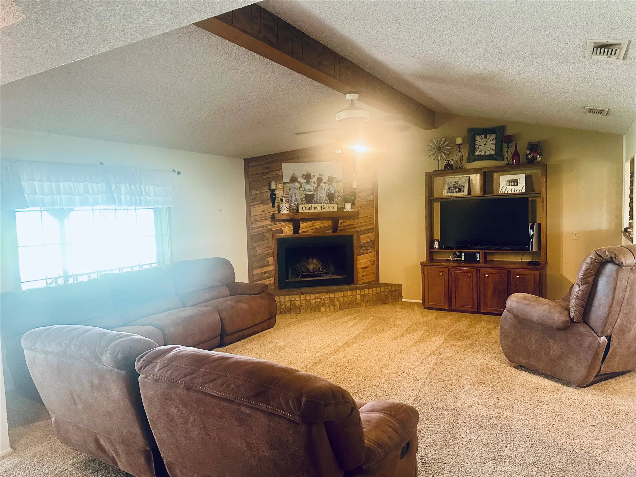 Single Family Residence For Sale in Taylor County , 4142 Hwy 83, Tuscola, Texas 79562, 3 Bedrooms, 2 Bathrooms, 2 Garage spaces, 1,904 Sqft, built in 1982, Price $699,000, mls#21243590, Real Estate Agent in Tuscola, Homes For Sale in Taylor county, Homes For Sale in Tuscola, Realtor in Tuscola Texas, Real Estate Brokerage Independent Realty Texas, Luminita Cordes Realtor