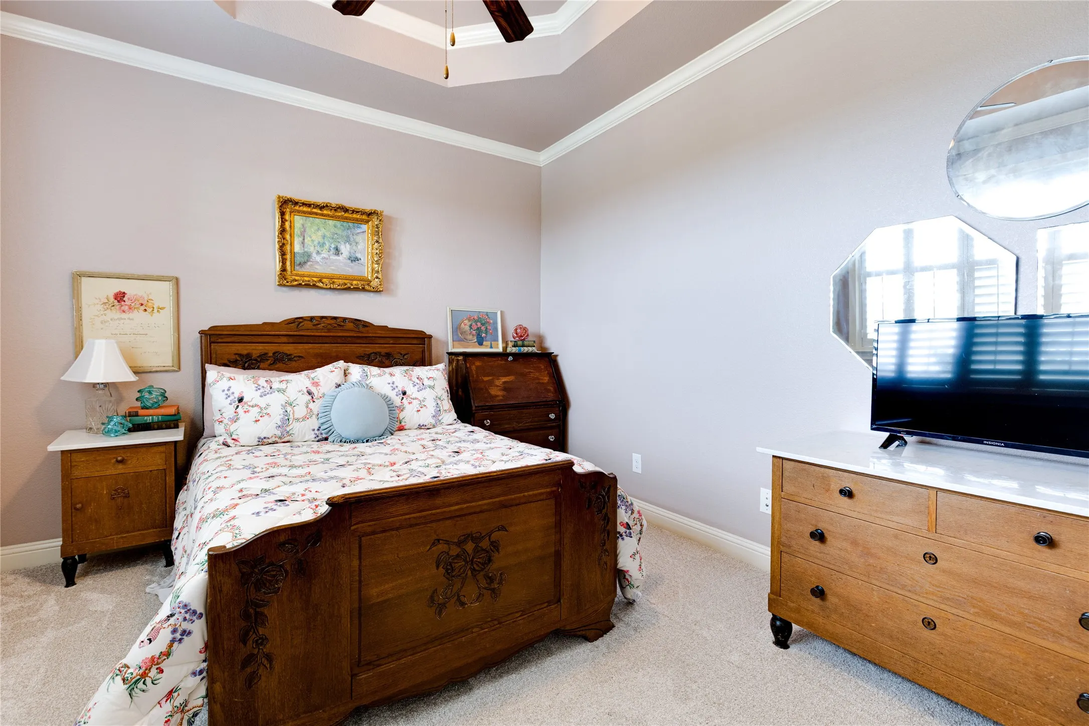 Downstairs guest bedroom