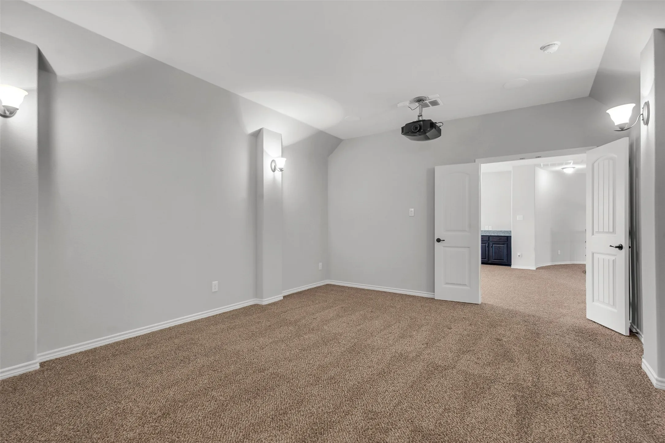Single Family Residence For Sale in Denton County , 116 Mundelein Drive, Oak Point, Texas 75068, 4 Bedroom, 4 Bathroom, 3 Garage spaces, 3,582 Sqft, built in 2014, Preowned, mls#21243530, Real Estate Agent in Oak Point, Homes For Sale in Denton county, Homes For Sale in Oak Point, Realtor in Oak Point Texas, Real Estate Brokerage Independent Realty Texas, Luminita Cordes Realtor