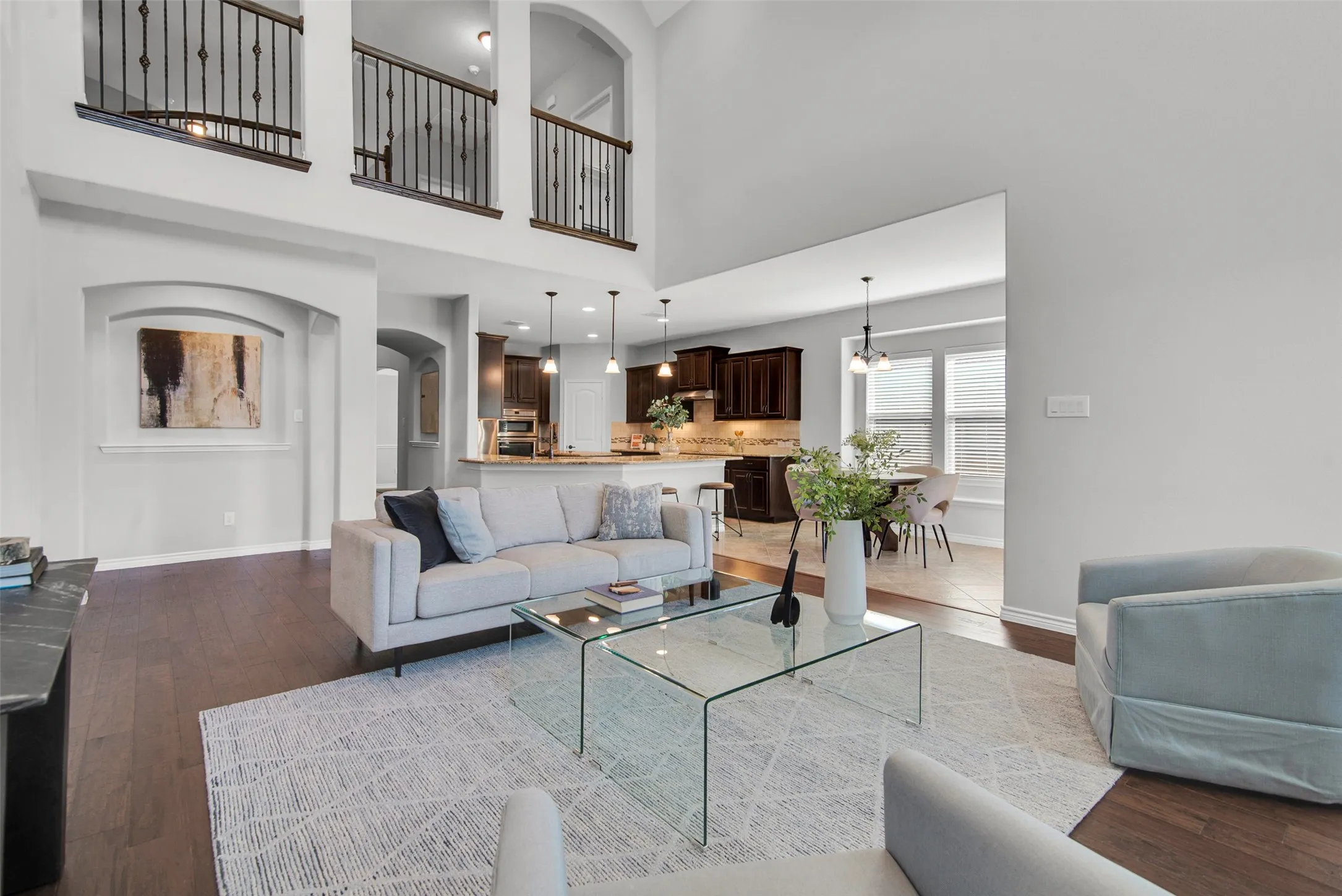 Single Family Residence For Sale in Denton County , 116 Mundelein Drive, Oak Point, Texas 75068, 4 Bedroom, 4 Bathroom, 3 Garage spaces, 3,582 Sqft, built in 2014, Preowned, mls#21243530, Real Estate Agent in Oak Point, Homes For Sale in Denton county, Homes For Sale in Oak Point, Realtor in Oak Point Texas, Real Estate Brokerage Independent Realty Texas, Luminita Cordes Realtor