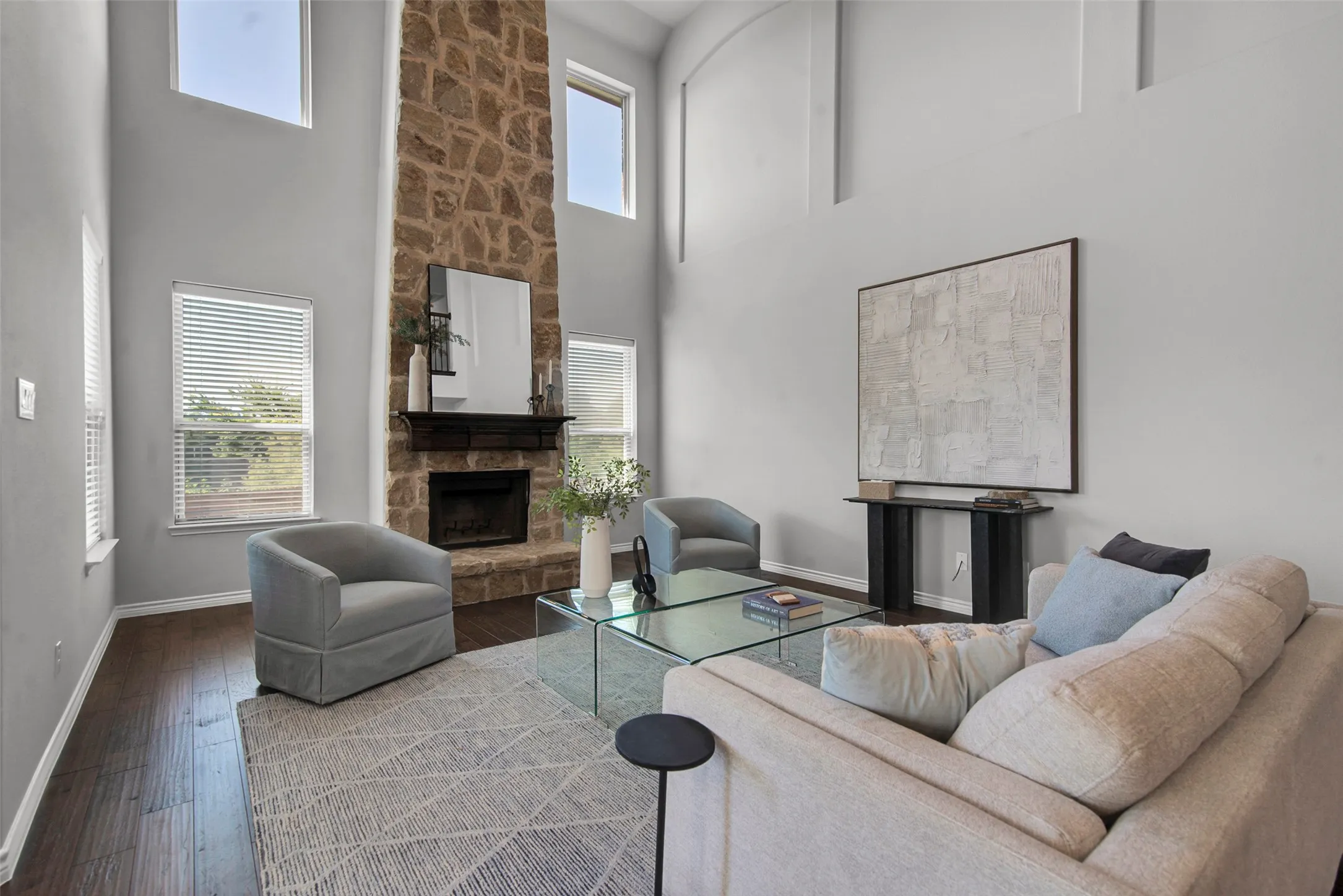 Single Family Residence For Sale in Denton County , 116 Mundelein Drive, Oak Point, Texas 75068, 4 Bedroom, 4 Bathroom, 3 Garage spaces, 3,582 Sqft, built in 2014, Preowned, mls#21243530, Real Estate Agent in Oak Point, Homes For Sale in Denton county, Homes For Sale in Oak Point, Realtor in Oak Point Texas, Real Estate Brokerage Independent Realty Texas, Luminita Cordes Realtor