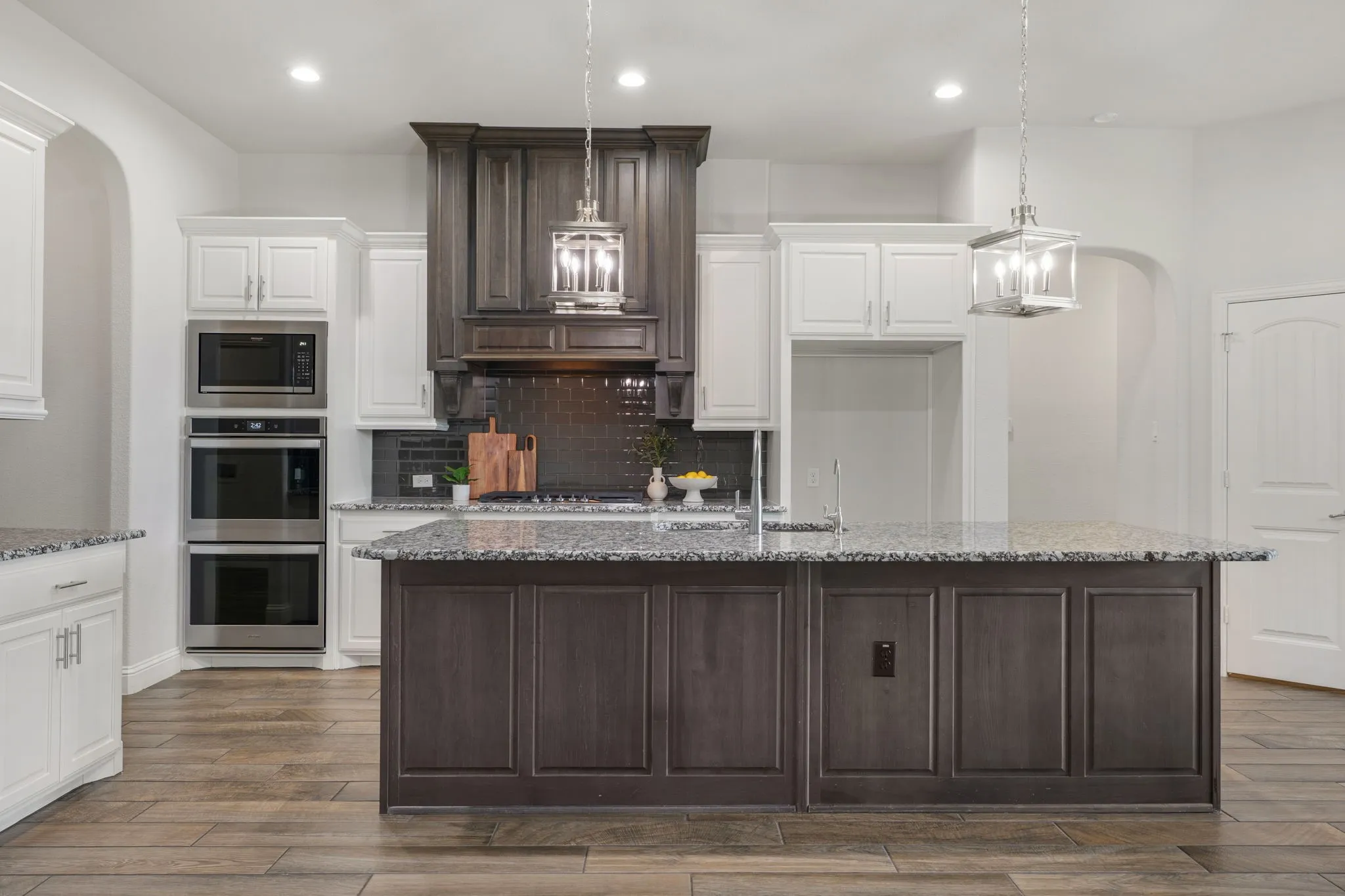 Gorgeous kitchen with gas stove and double oven