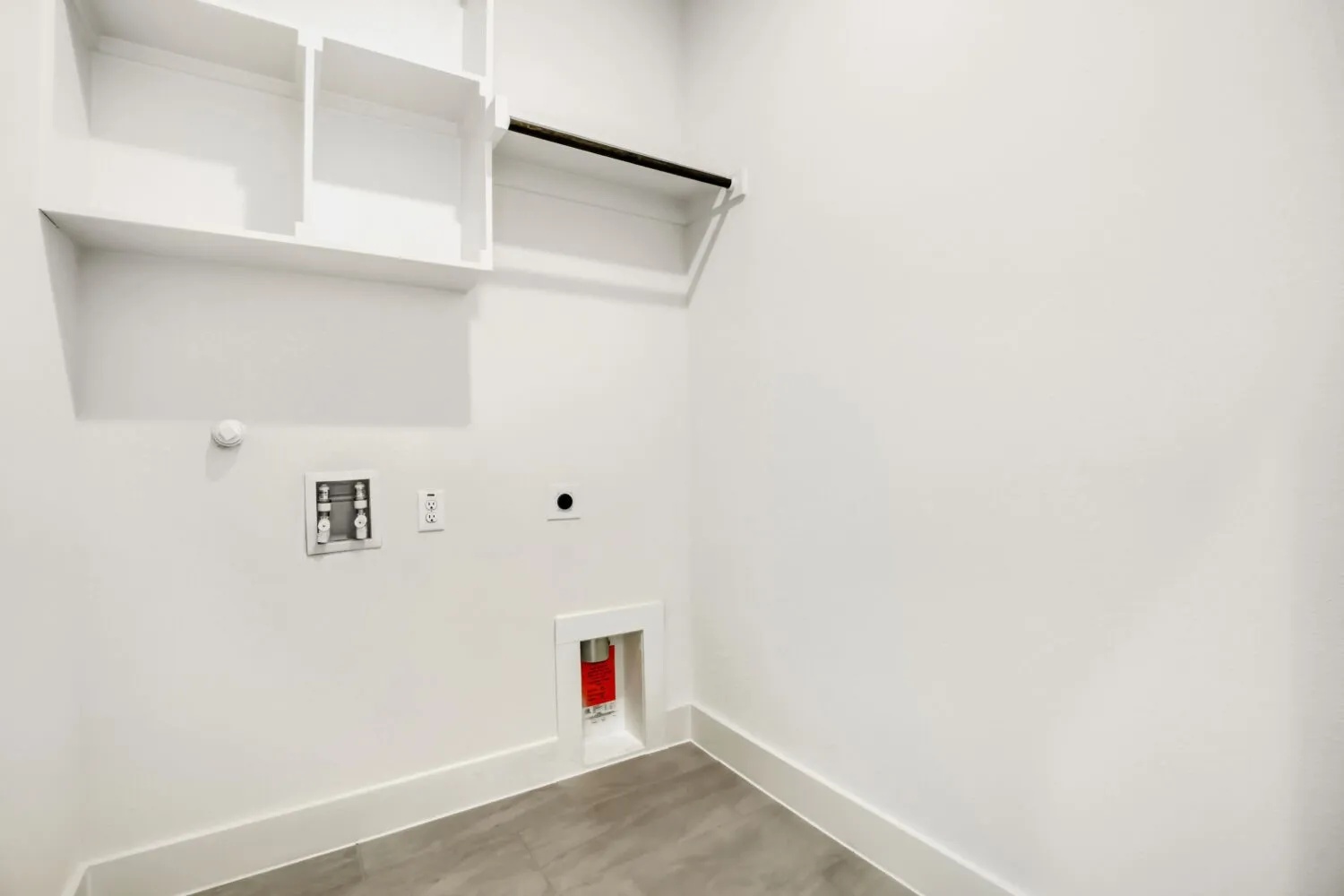 Single Family Residence For Sale in Kaufman County , 1812 Mann Road, Forney, Texas 75126, 3 Bedroom, 2 Bathroom, 2 Garage spaces, 1,720 Sqft, built in 2026, New Construction - Incomplete, mls#21241915, Real Estate Agent in Forney, Homes For Sale in Kaufman county, Homes For Sale in Forney, Realtor in Forney Texas, Real Estate Brokerage Independent Realty Texas, Luminita Cordes Realtor