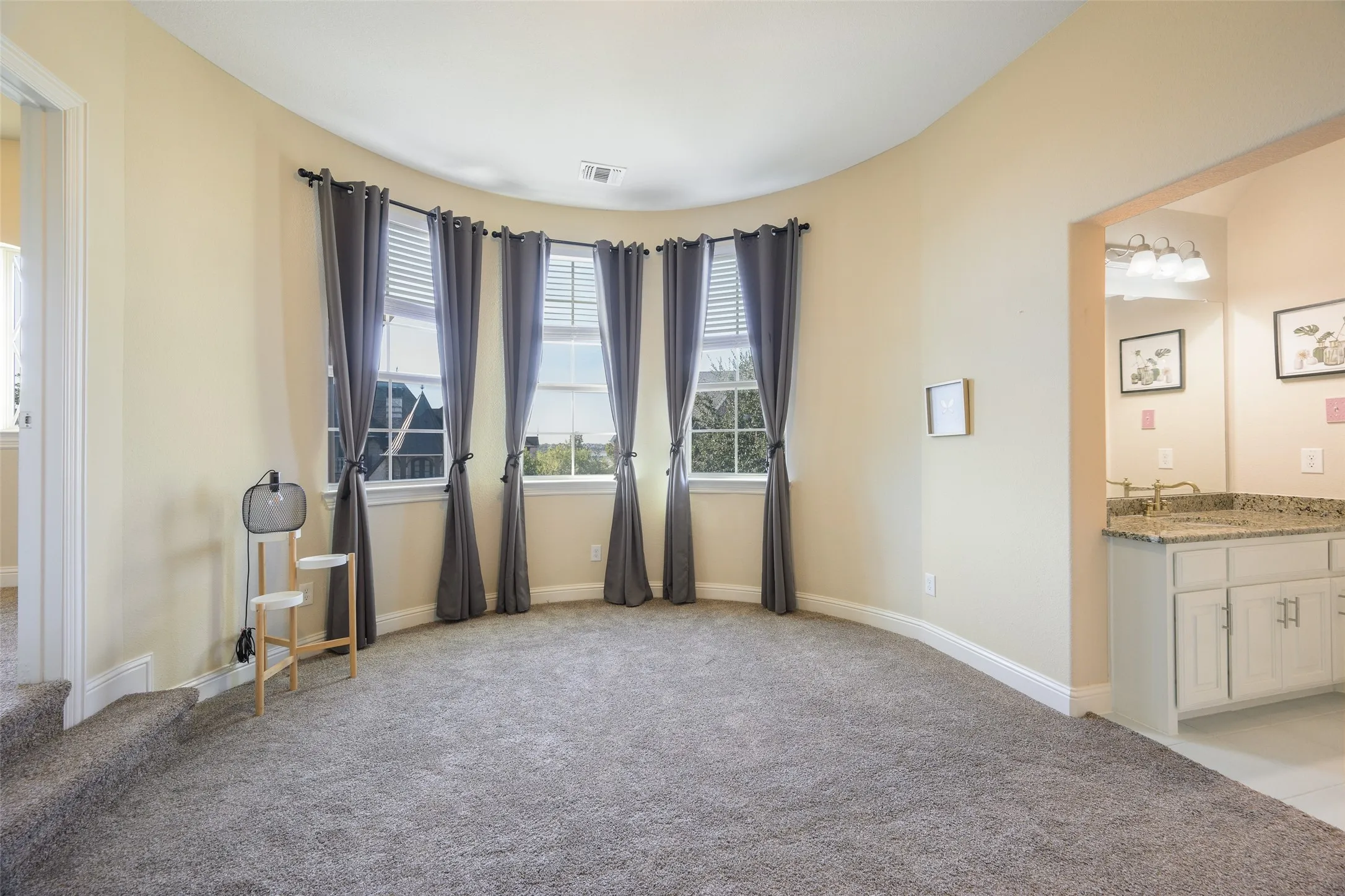 Single Family Residence For Sale in Denton County , 7524 Glenturret Circle, The Colony, Texas 75056, 6 Bedroom, 6 Bathroom, 2 Garage spaces, 5,508 Sqft, built in 2013, Preowned, mls#21243648, Real Estate Agent in The Colony, Homes For Sale in Denton county, Homes For Sale in The Colony, Realtor in The Colony Texas, Real Estate Brokerage Independent Realty Texas, Luminita Cordes Realtor