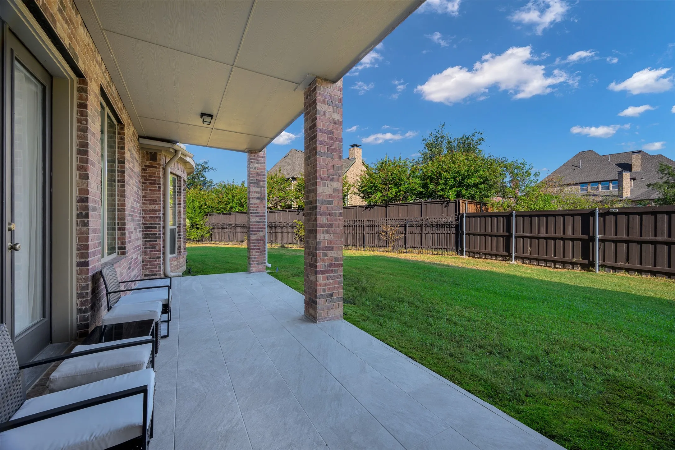 Single Family Residence For Sale in Denton County , 7524 Glenturret Circle, The Colony, Texas 75056, 6 Bedroom, 6 Bathroom, 2 Garage spaces, 5,508 Sqft, built in 2013, Preowned, mls#21243648, Real Estate Agent in The Colony, Homes For Sale in Denton county, Homes For Sale in The Colony, Realtor in The Colony Texas, Real Estate Brokerage Independent Realty Texas, Luminita Cordes Realtor