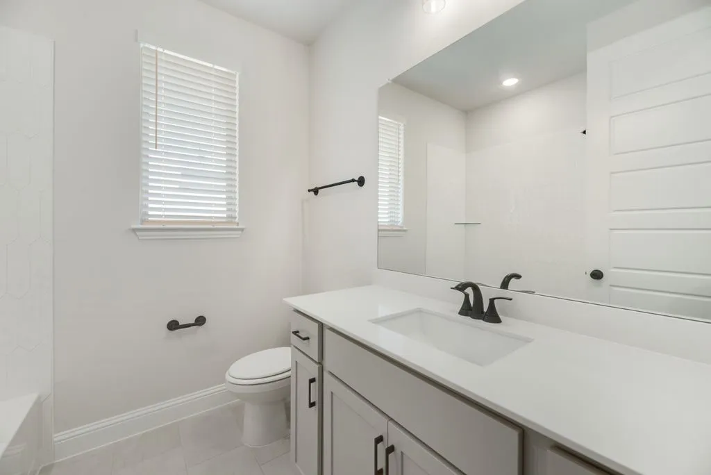 Single Family Residence For Sale in Denton County , 2272 Valencia Drive, Little Elm, Texas 75068, 4 Bedroom, 4 Bathroom, 3 Garage spaces, 2,787 Sqft, built in 2024, New Construction - Complete, mls#21243668, Real Estate Agent in Little Elm, Homes For Sale in Denton county, Homes For Sale in Little Elm, Realtor in Little Elm Texas, Real Estate Brokerage Independent Realty Texas, Luminita Cordes Realtor