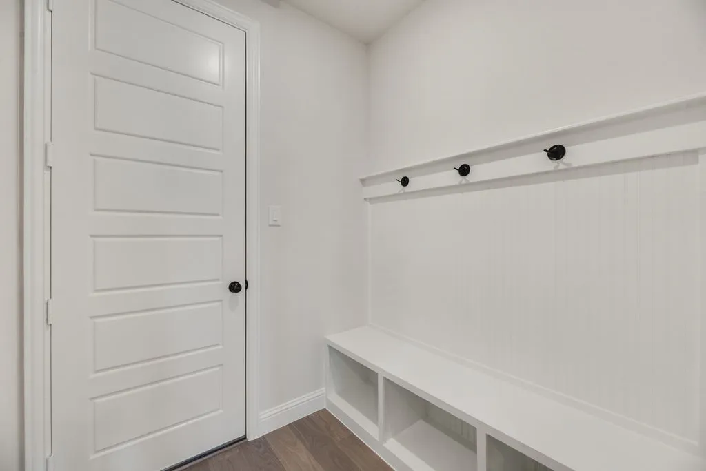 Single Family Residence For Sale in Denton County , 2272 Valencia Drive, Little Elm, Texas 75068, 4 Bedroom, 4 Bathroom, 3 Garage spaces, 2,787 Sqft, built in 2024, New Construction - Complete, mls#21243668, Real Estate Agent in Little Elm, Homes For Sale in Denton county, Homes For Sale in Little Elm, Realtor in Little Elm Texas, Real Estate Brokerage Independent Realty Texas, Luminita Cordes Realtor