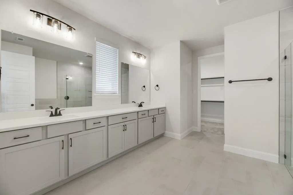 Single Family Residence For Sale in Denton County , 2272 Valencia Drive, Little Elm, Texas 75068, 4 Bedroom, 4 Bathroom, 3 Garage spaces, 2,787 Sqft, built in 2024, New Construction - Complete, mls#21243668, Real Estate Agent in Little Elm, Homes For Sale in Denton county, Homes For Sale in Little Elm, Realtor in Little Elm Texas, Real Estate Brokerage Independent Realty Texas, Luminita Cordes Realtor