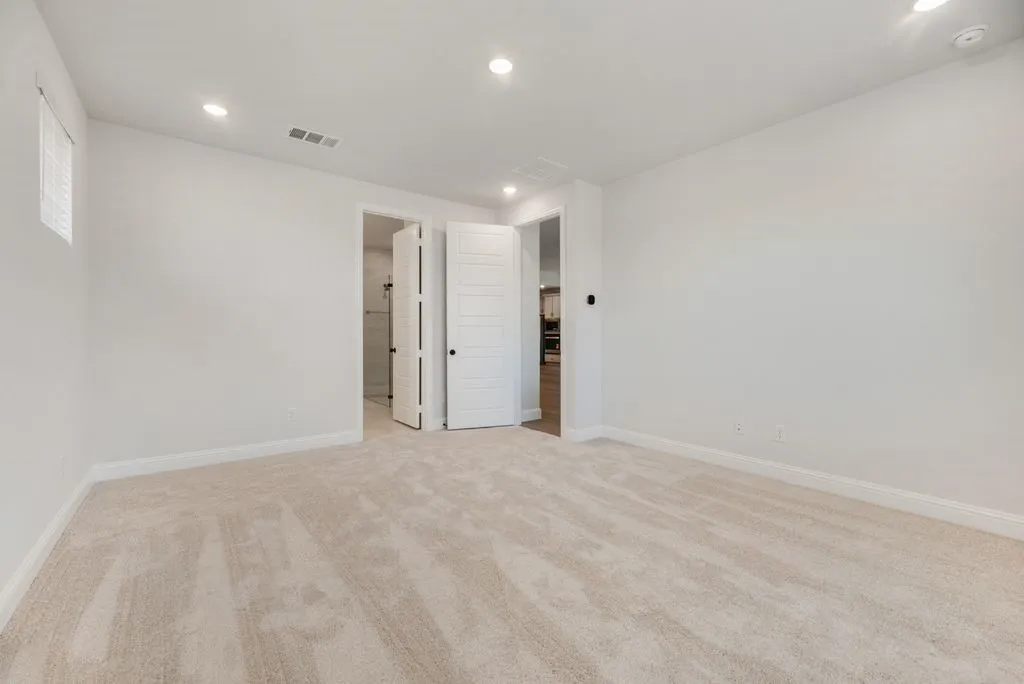 Single Family Residence For Sale in Denton County , 2272 Valencia Drive, Little Elm, Texas 75068, 4 Bedroom, 4 Bathroom, 3 Garage spaces, 2,787 Sqft, built in 2024, New Construction - Complete, mls#21243668, Real Estate Agent in Little Elm, Homes For Sale in Denton county, Homes For Sale in Little Elm, Realtor in Little Elm Texas, Real Estate Brokerage Independent Realty Texas, Luminita Cordes Realtor