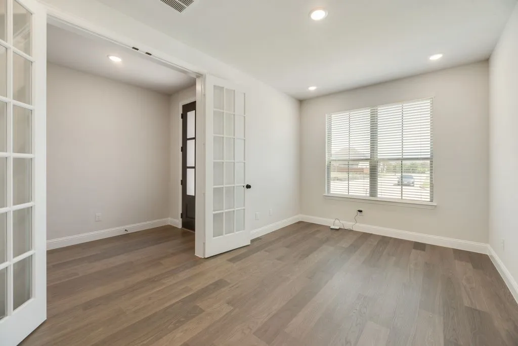 Single Family Residence For Sale in Denton County , 2272 Valencia Drive, Little Elm, Texas 75068, 4 Bedroom, 4 Bathroom, 3 Garage spaces, 2,787 Sqft, built in 2024, New Construction - Complete, mls#21243668, Real Estate Agent in Little Elm, Homes For Sale in Denton county, Homes For Sale in Little Elm, Realtor in Little Elm Texas, Real Estate Brokerage Independent Realty Texas, Luminita Cordes Realtor