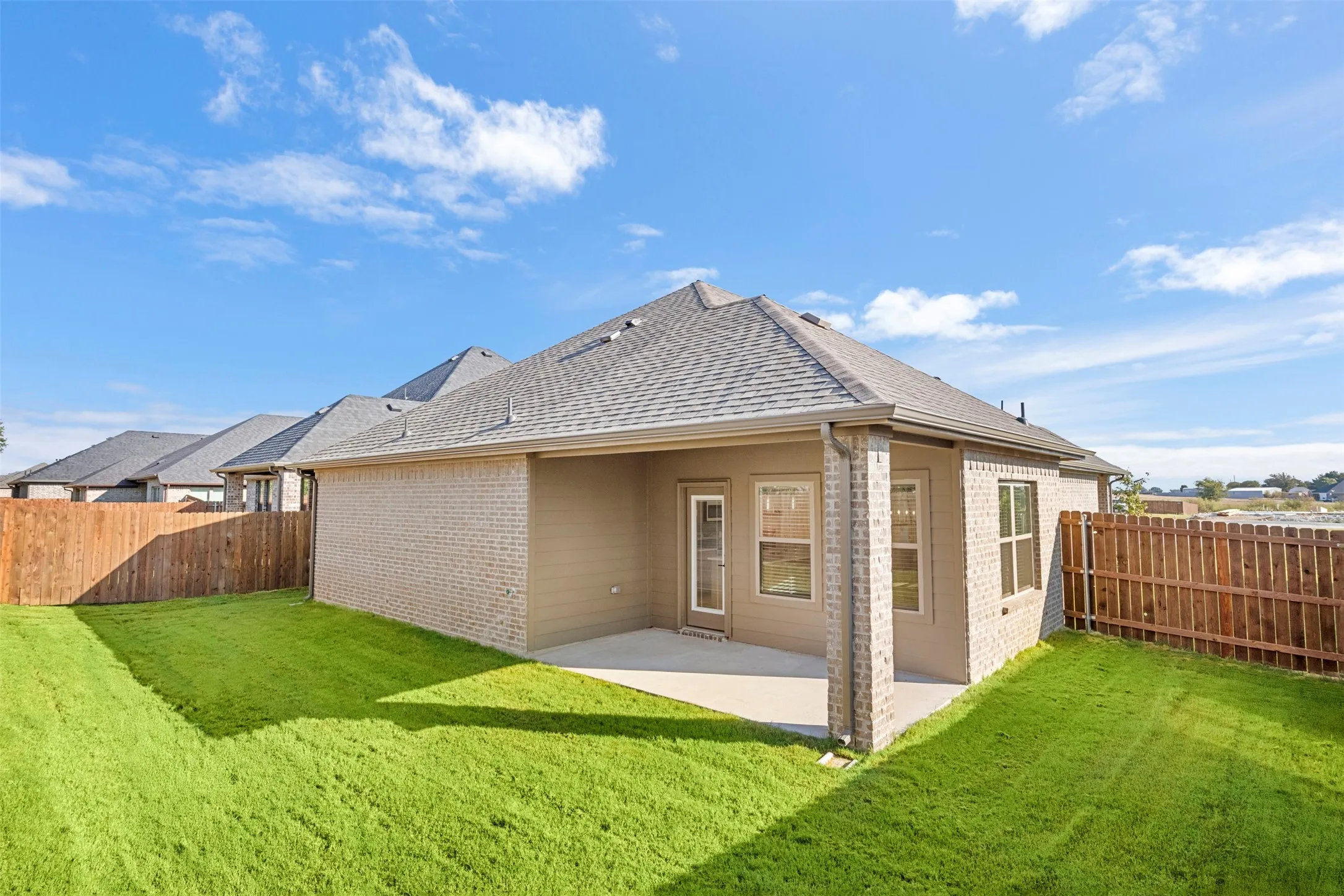Single Family Residence For Sale in Ellis County , 701 Escovedo Drive, Italy, Texas 76651, 3 Bedroom, 2 Bathroom, 2 Garage spaces, 1,669 Sqft, built in 2025, New Construction - Complete, mls#21243622, Real Estate Agent in Italy, Homes For Sale in Ellis county, Homes For Sale in Italy, Realtor in Italy Texas, Real Estate Brokerage Independent Realty Texas, Luminita Cordes Realtor