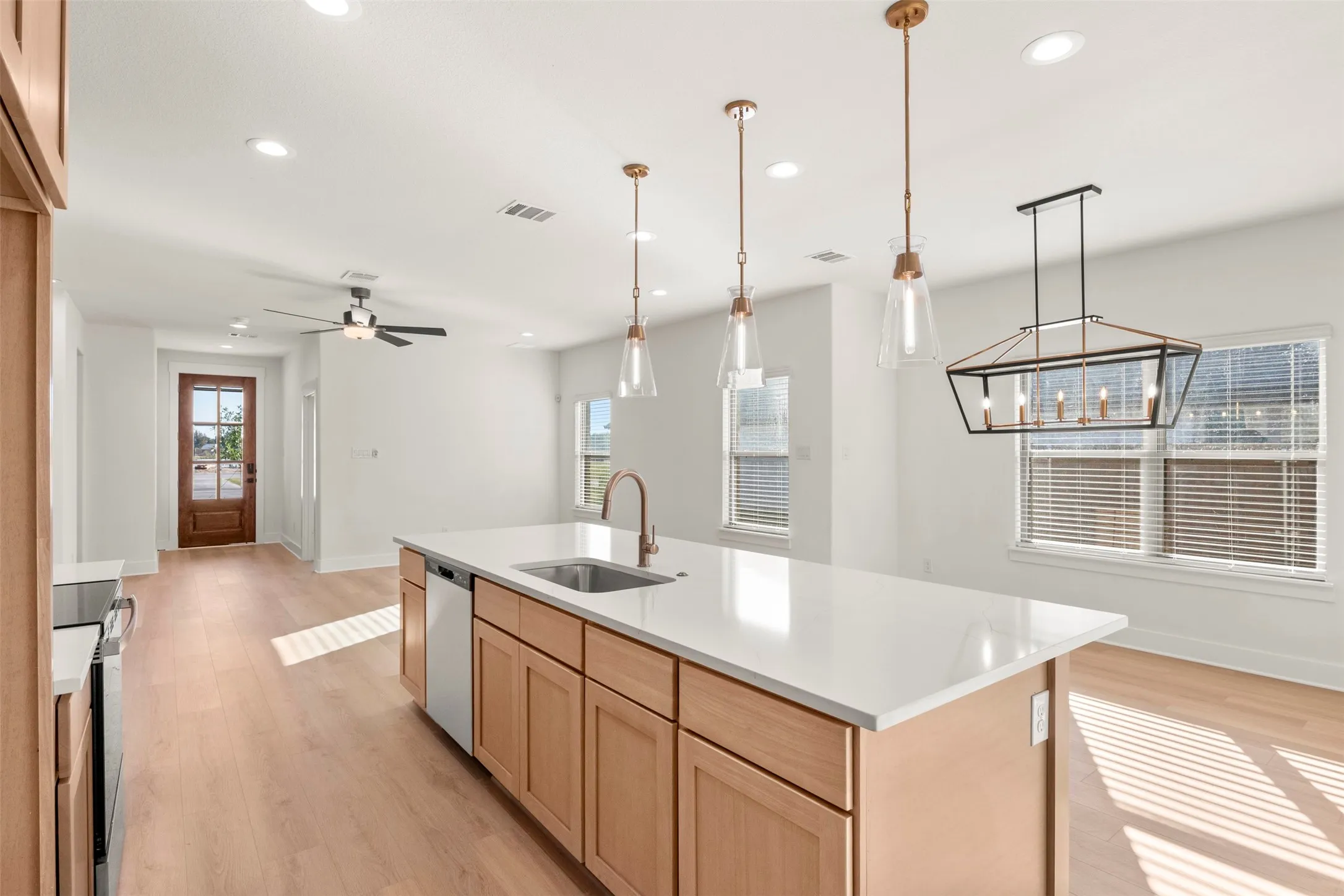 Single Family Residence For Sale in Ellis County , 701 Escovedo Drive, Italy, Texas 76651, 3 Bedroom, 2 Bathroom, 2 Garage spaces, 1,669 Sqft, built in 2025, New Construction - Complete, mls#21243622, Real Estate Agent in Italy, Homes For Sale in Ellis county, Homes For Sale in Italy, Realtor in Italy Texas, Real Estate Brokerage Independent Realty Texas, Luminita Cordes Realtor