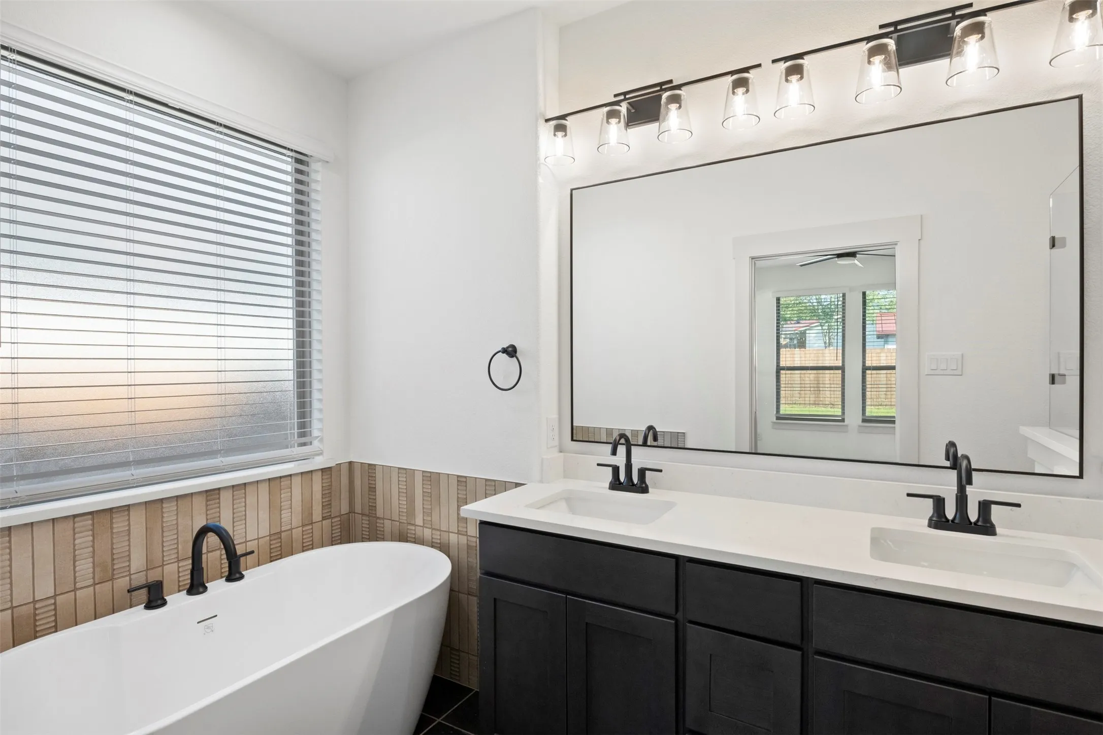 Single Family Residence For Sale in Ellis County , 713 Escovedo Drive, Italy, Texas 76651, 4 Bedroom, 2 Bathroom, 2 Garage spaces, 1,600 Sqft, built in 2025, New Construction - Complete, mls#21243588, Real Estate Agent in Italy, Homes For Sale in Ellis county, Homes For Sale in Italy, Realtor in Italy Texas, Real Estate Brokerage Independent Realty Texas, Luminita Cordes Realtor