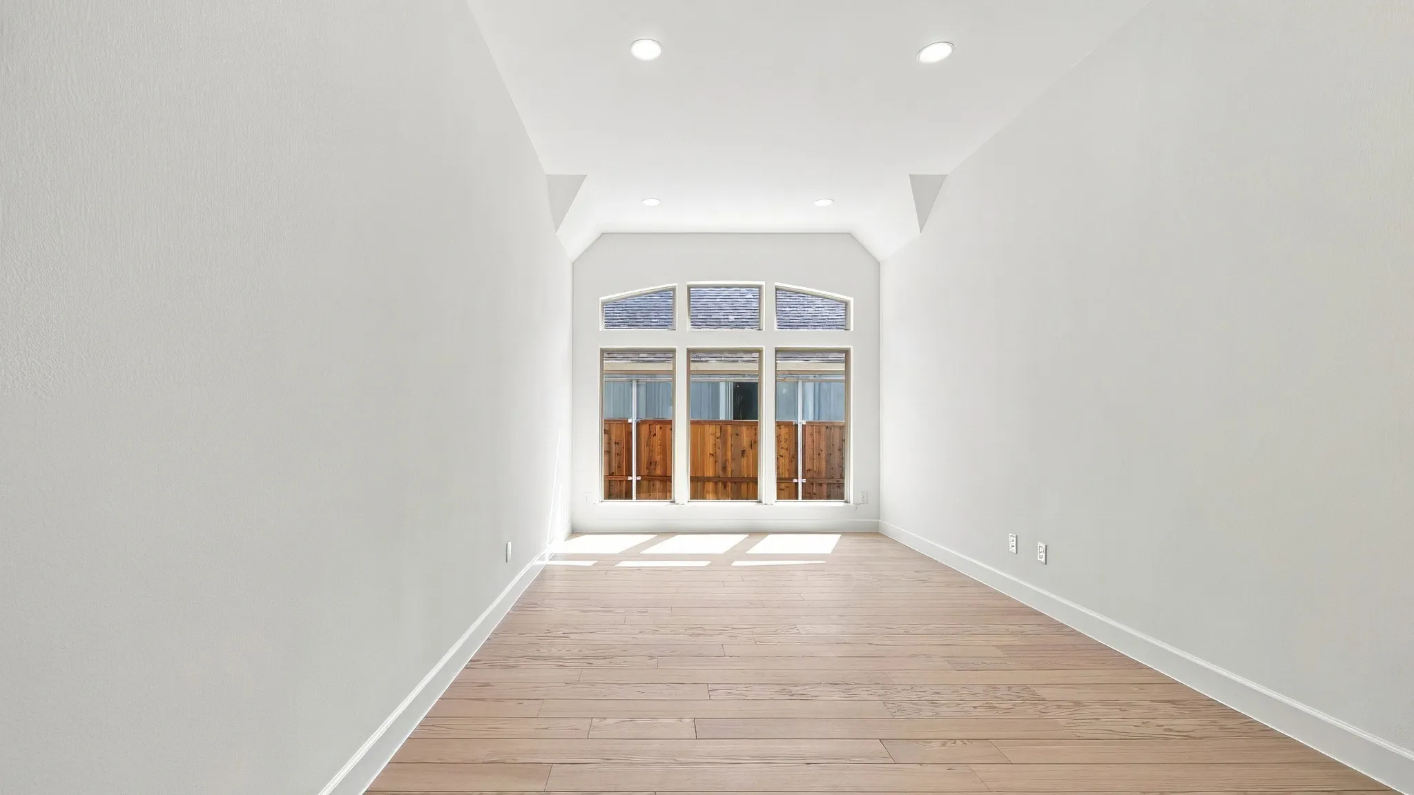 Single Family Residence For Sale in Rockwall County , 1931 Benedetto Way, Mclendon Chisholm, Texas 75032, 4 Bedroom, 4 Bathroom, 3 Garage spaces, 3,334 Sqft, built in 2026, New Construction - Incomplete, mls#21243679, Real Estate Agent in Mclendon Chisholm, Homes For Sale in Rockwall county, Homes For Sale in Mclendon Chisholm, Realtor in Mclendon Chisholm Texas, Real Estate Brokerage Independent Realty Texas, Luminita Cordes Realtor
