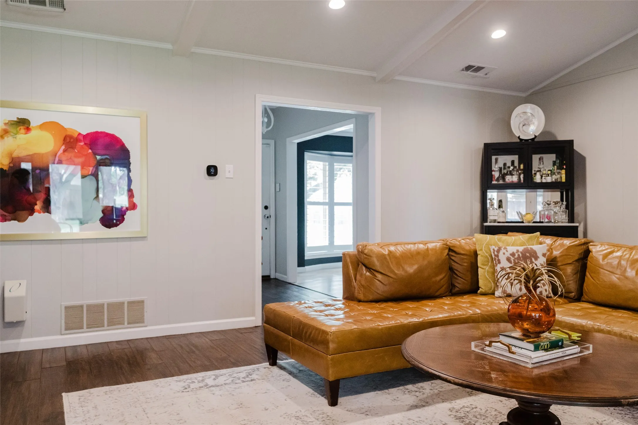 Single Family Residence For Sale in Dallas County , 3257 Brookhaven Club Drive, Farmers Branch, Texas 75234, 4 Bedroom, 3 Bathroom, 2 Garage spaces, 2,303 Sqft, built in 1972, mls#21243680, Real Estate Agent in Farmers Branch, Homes For Sale in Dallas county, Homes For Sale in Farmers Branch, Realtor in Farmers Branch Texas, Real Estate Brokerage Independent Realty Texas, Luminita Cordes Realtor