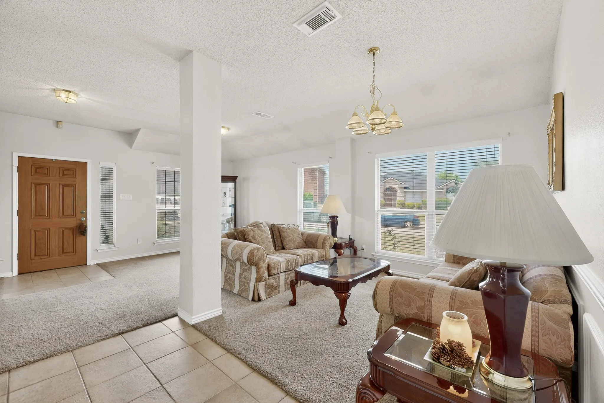 Single Family Residence For Sale in Dallas County , 3015 Antelope Drive, Mesquite, Texas 75181, 4 Bedroom, 2 Bathroom, 2 Garage spaces, 2,498 Sqft, built in 1996, Preowned, mls#21242055, Real Estate Agent in Mesquite, Homes For Sale in Dallas county, Homes For Sale in Mesquite, Realtor in Mesquite Texas, Real Estate Brokerage Independent Realty Texas, Luminita Cordes Realtor