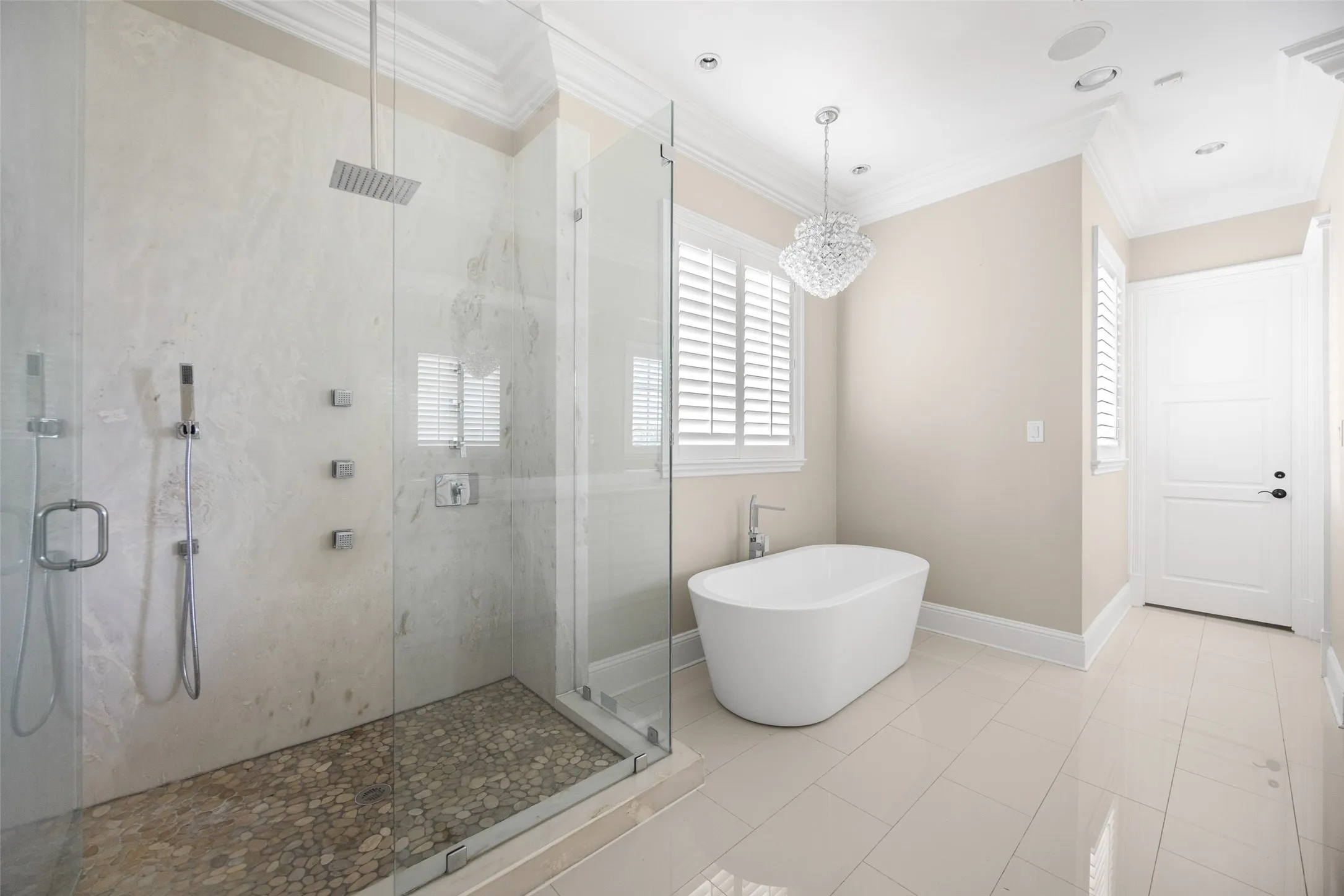Single Family Residence For Sale in Dallas County , 504 Byron Court, Irving, Texas 75038, 4 Bedroom, 5 Bathroom, 2 Garage spaces, 3,919 Sqft, built in 2000, Preowned, mls#21242343, Real Estate Agent in Irving, Homes For Sale in Dallas county, Homes For Sale in Irving, Realtor in Irving Texas, Real Estate Brokerage Independent Realty Texas, Luminita Cordes Realtor