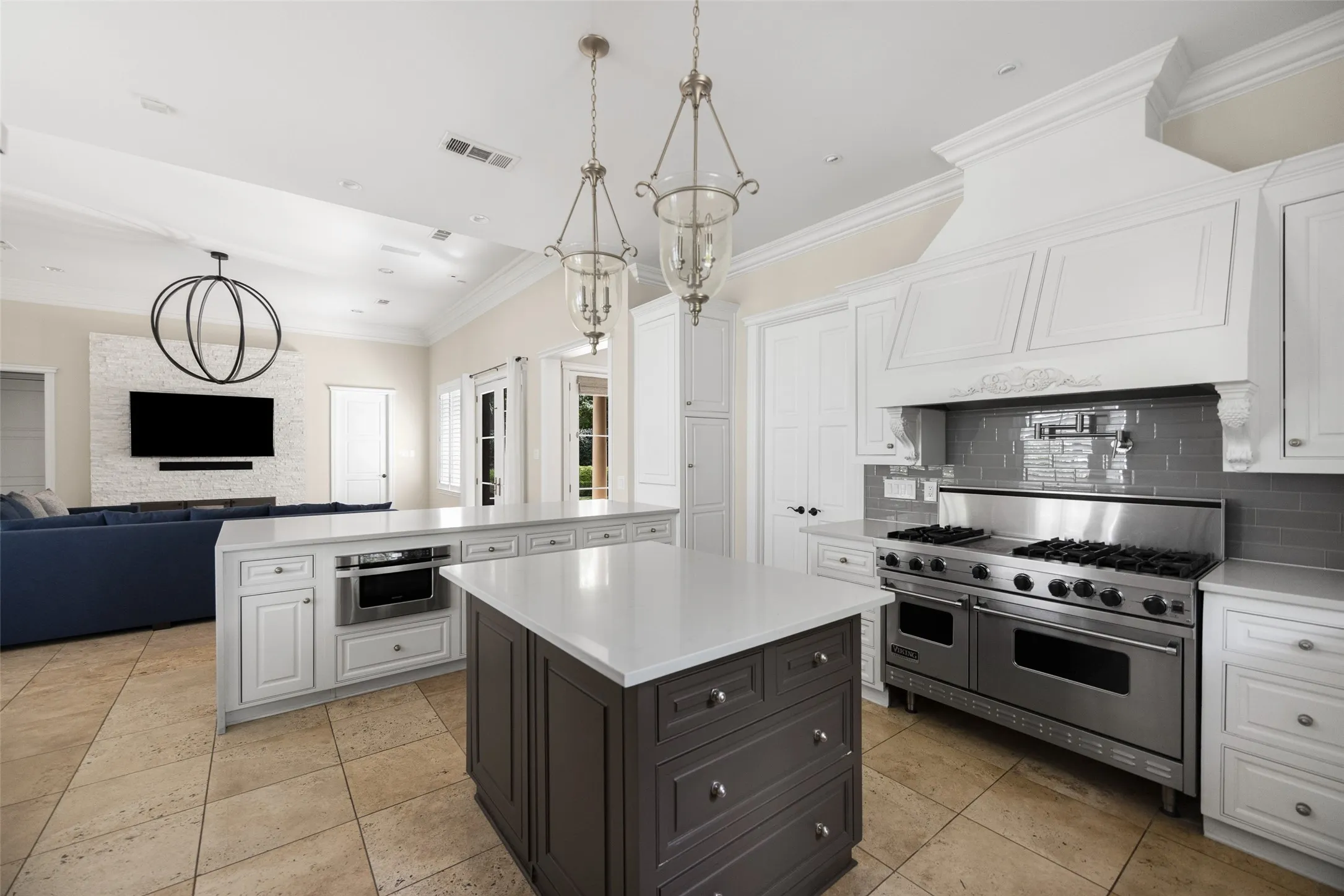 Single Family Residence For Sale in Dallas County , 504 Byron Court, Irving, Texas 75038, 4 Bedroom, 5 Bathroom, 2 Garage spaces, 3,919 Sqft, built in 2000, Preowned, mls#21242343, Real Estate Agent in Irving, Homes For Sale in Dallas county, Homes For Sale in Irving, Realtor in Irving Texas, Real Estate Brokerage Independent Realty Texas, Luminita Cordes Realtor