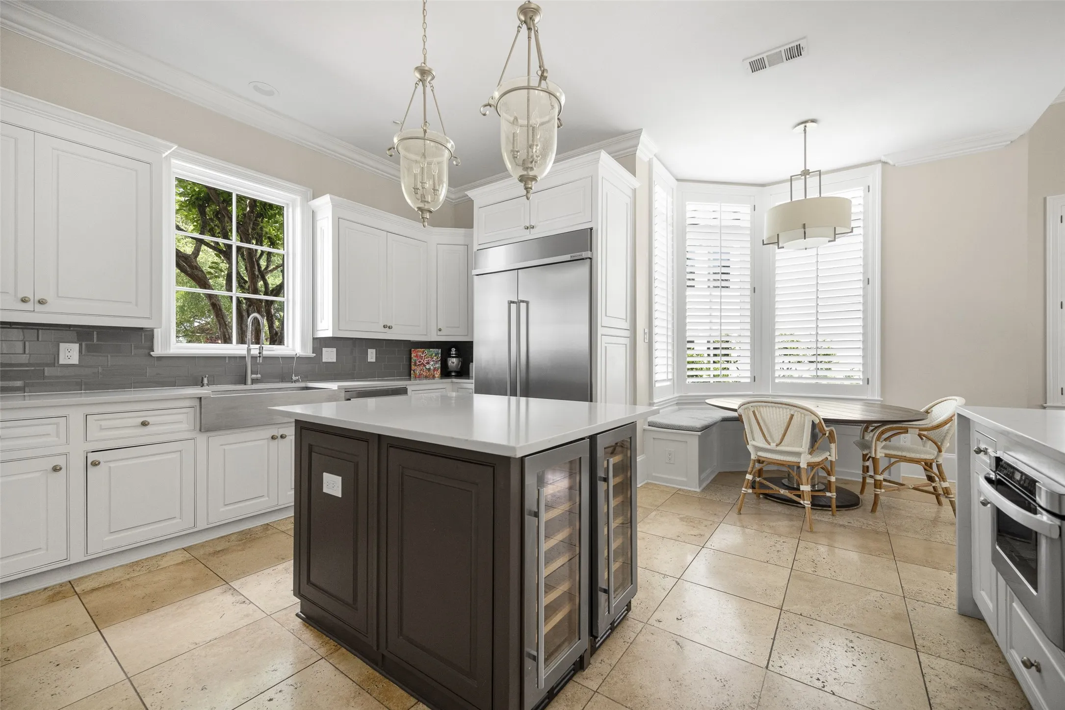 Single Family Residence For Sale in Dallas County , 504 Byron Court, Irving, Texas 75038, 4 Bedroom, 5 Bathroom, 2 Garage spaces, 3,919 Sqft, built in 2000, Preowned, mls#21242343, Real Estate Agent in Irving, Homes For Sale in Dallas county, Homes For Sale in Irving, Realtor in Irving Texas, Real Estate Brokerage Independent Realty Texas, Luminita Cordes Realtor