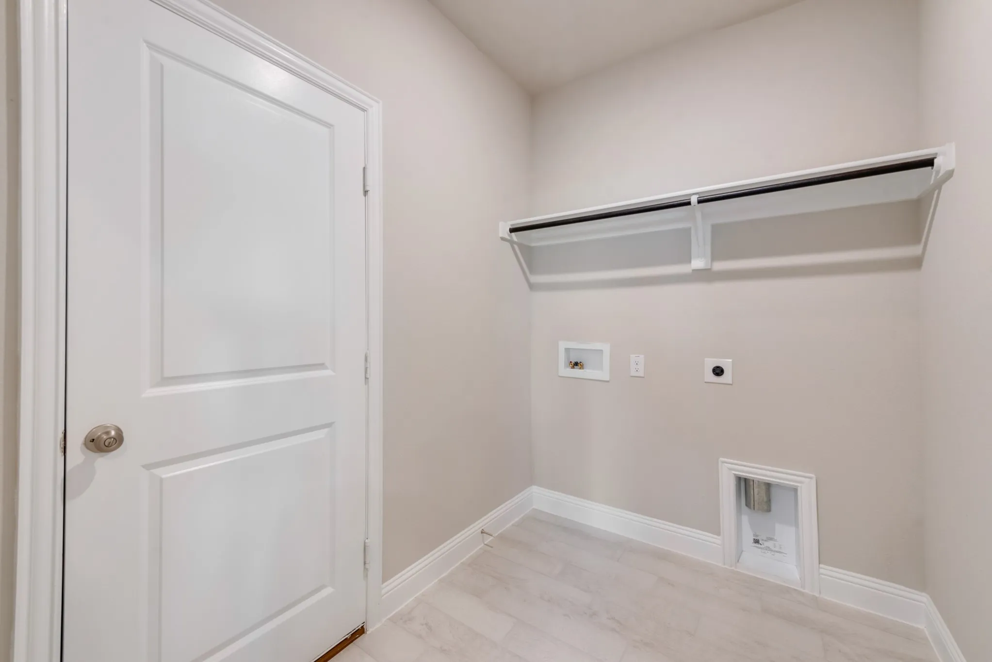 Single Family Residence For Rent in Collin County , 3212 Lucia Way, Princeton, Texas 75407, 4 Bedrooms, 3 Bathrooms, 2 Garage spaces, 2,311 Sqft, built in 2025, Price $2,200, mls#21243551, Real Estate Agent in Princeton, Homes For Rent in Collin county, Homes For Rent in Princeton, Realtor in Princeton Texas, Real Estate Brokerage Independent Realty Texas, Luminita Cordes Realtor