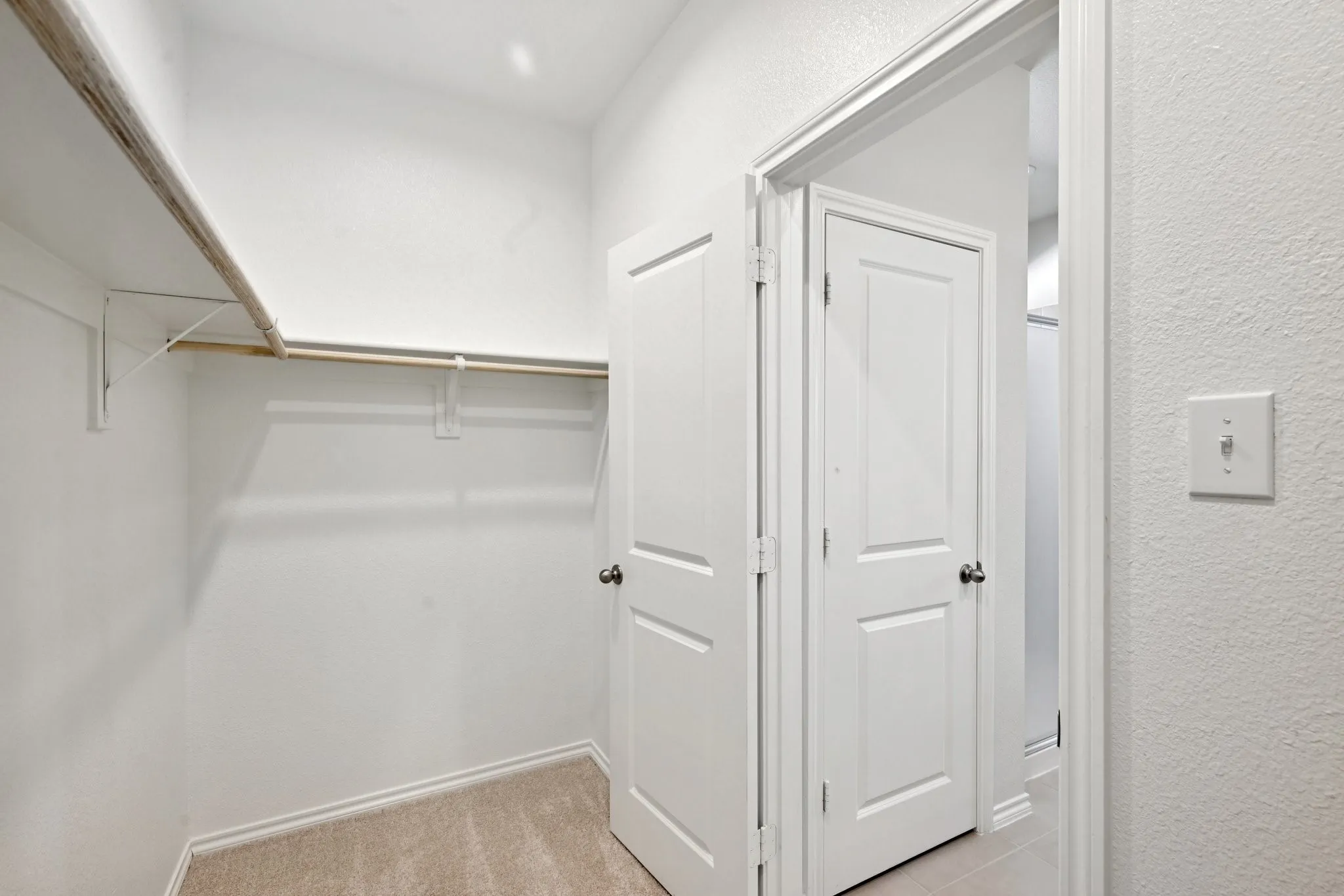 Single Family Residence For Sale in Denton County , 713 Presidio Street, Aubrey, Texas 76227, 3 Bedroom, 2 Bathroom, 2 Garage spaces, 1,421 Sqft, built in 2023, Preowned, mls#21241935, Real Estate Agent in Aubrey, Homes For Sale in Denton county, Homes For Sale in Aubrey, Realtor in Aubrey Texas, Real Estate Brokerage Independent Realty Texas, Luminita Cordes Realtor