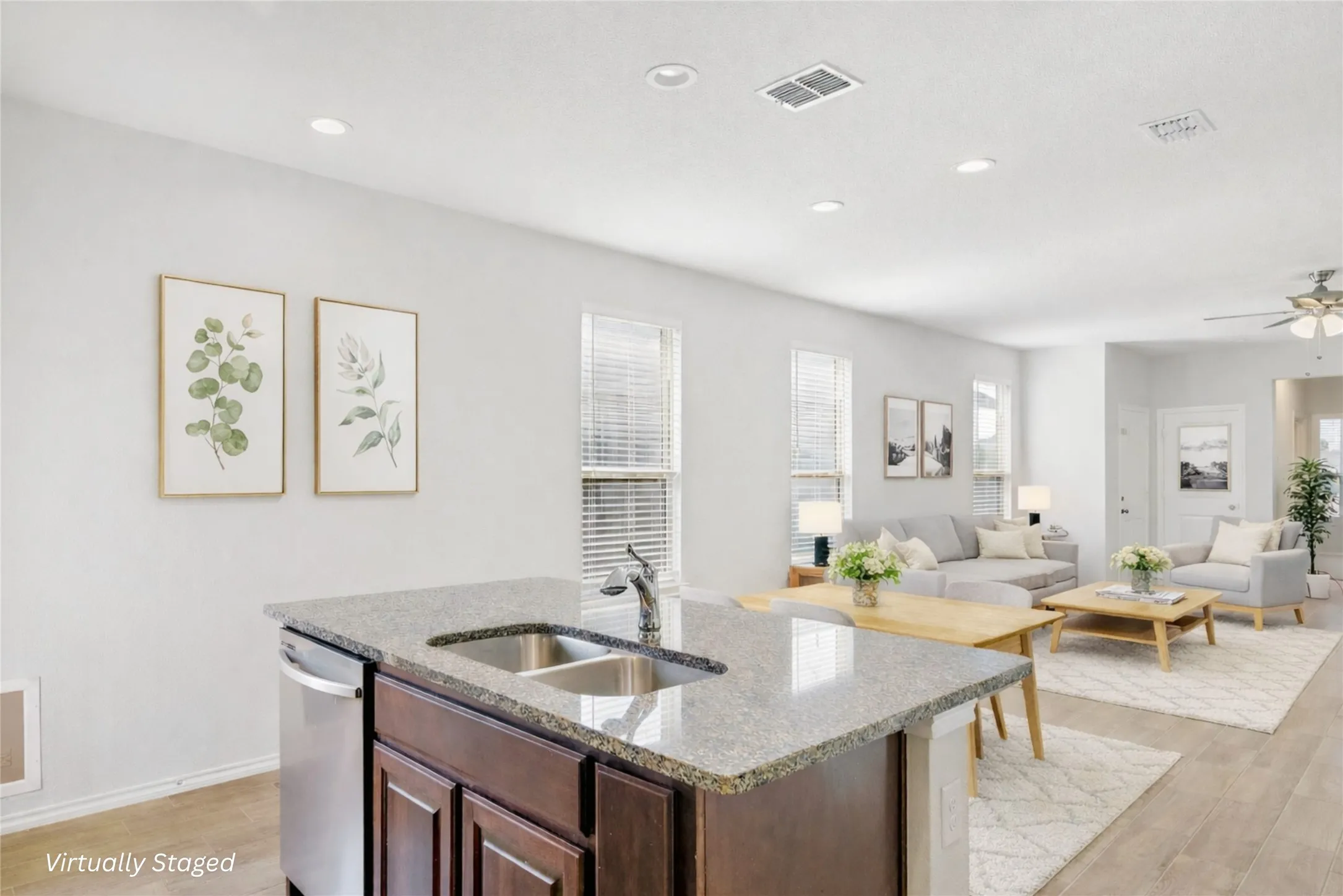 Single Family Residence For Sale in Denton County , 713 Presidio Street, Aubrey, Texas 76227, 3 Bedroom, 2 Bathroom, 2 Garage spaces, 1,421 Sqft, built in 2023, Preowned, mls#21241935, Real Estate Agent in Aubrey, Homes For Sale in Denton county, Homes For Sale in Aubrey, Realtor in Aubrey Texas, Real Estate Brokerage Independent Realty Texas, Luminita Cordes Realtor