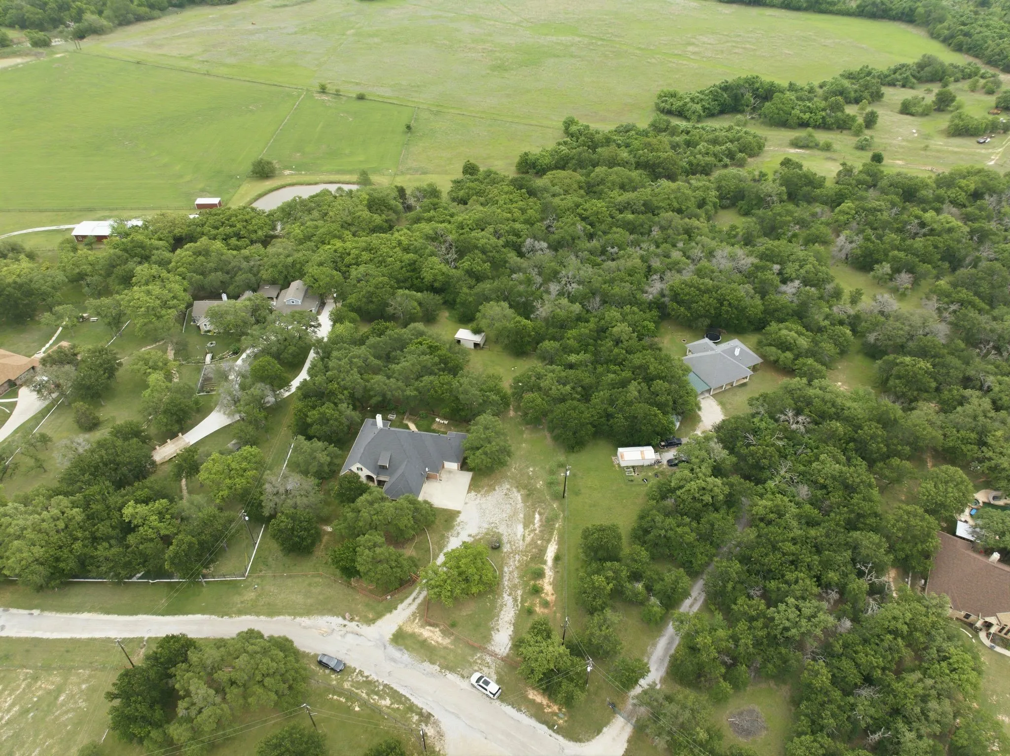 Single Family Residence For Sale in Parker County , 1012 Vista Hills Drive, Reno, Texas 76082, 4 Bedroom, 3 Bathroom, 3 Garage spaces, 2,378 Sqft, built in 2006, Preowned, mls#21240591, Real Estate Agent in Reno, Homes For Sale in Parker county, Homes For Sale in Reno, Realtor in Reno Texas, Real Estate Brokerage Independent Realty Texas, Luminita Cordes Realtor