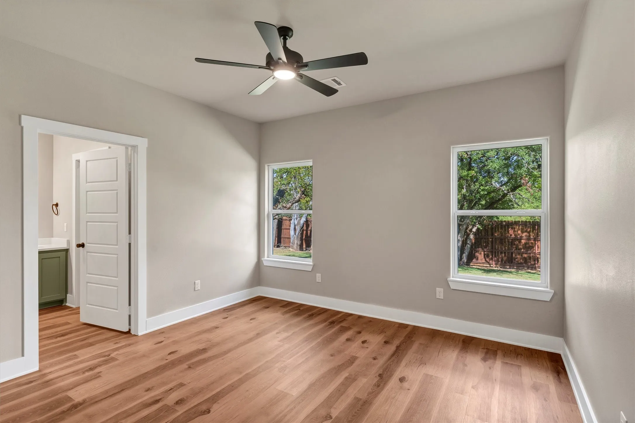 Single Family Residence For Rent in Hood County , 807 Branding Iron Trail, Granbury, Texas 76049, 3 Bedroom, 2 Bathroom, 1 Garage spaces, 1,287 Sqft, built in 2025, New Construction - Complete, mls#21243560, Real Estate Agent in Granbury, Homes For Rent in Hood county, Homes For Rent in Granbury, Realtor in Granbury Texas, Real Estate Brokerage Independent Realty Texas, Luminita Cordes Realtor